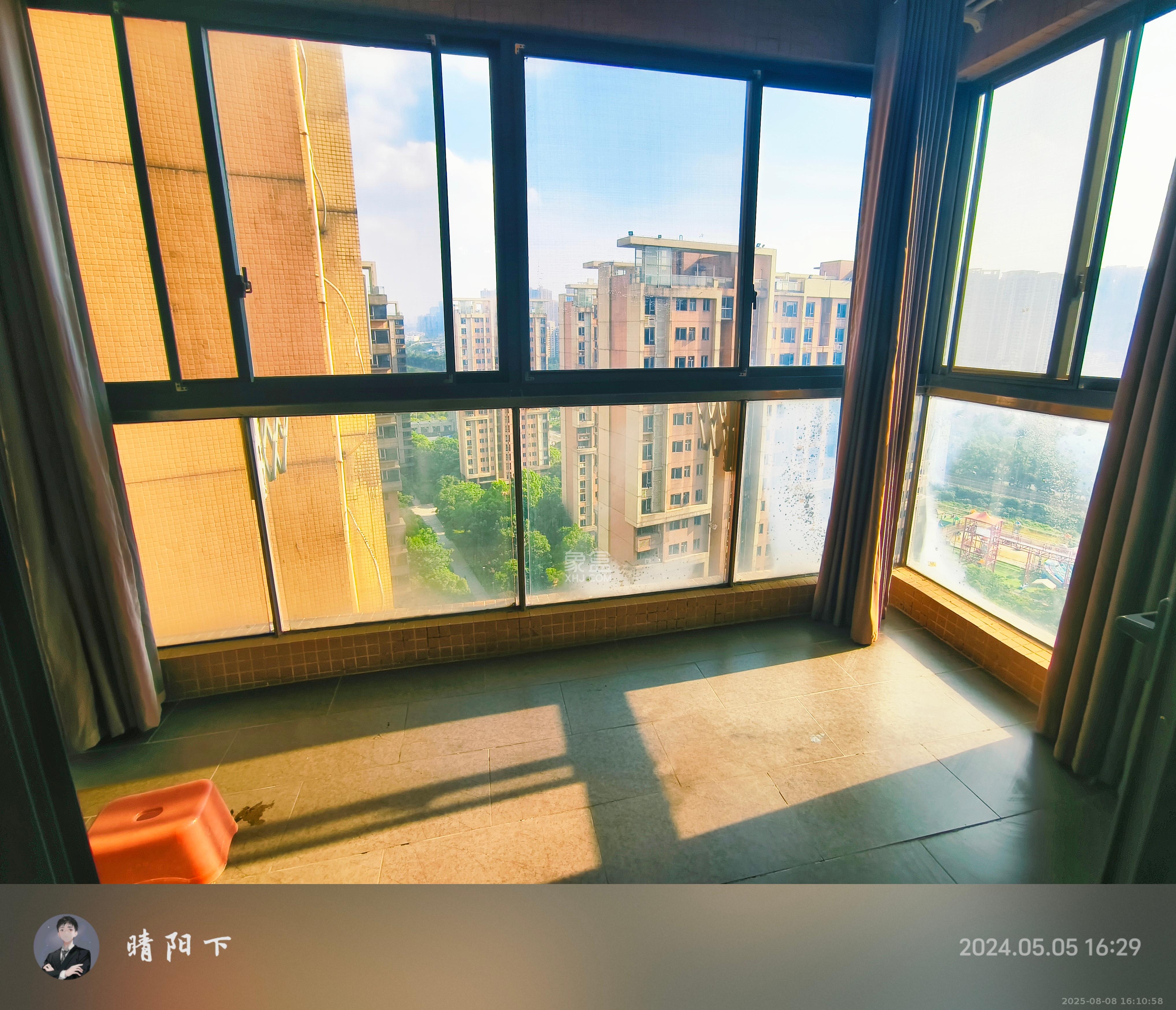 珠江花城三期锦鲤 1室2厅2卫 2600.0元/月 珠江花城三期锦鲤 1室2厅2卫 2600.0元/月室内图