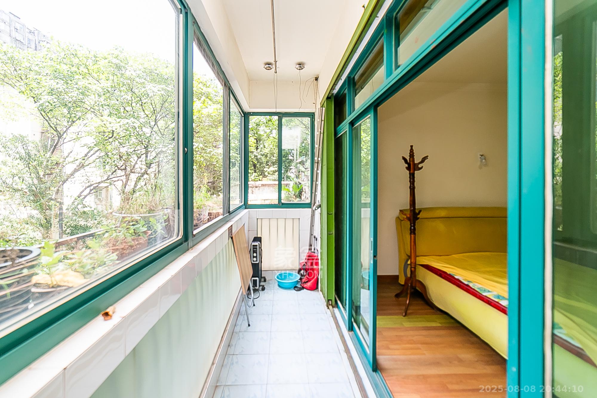 华盛家园  3室2厅2卫    96.0万 华盛家园  3室2厅2卫    96.0万阳台