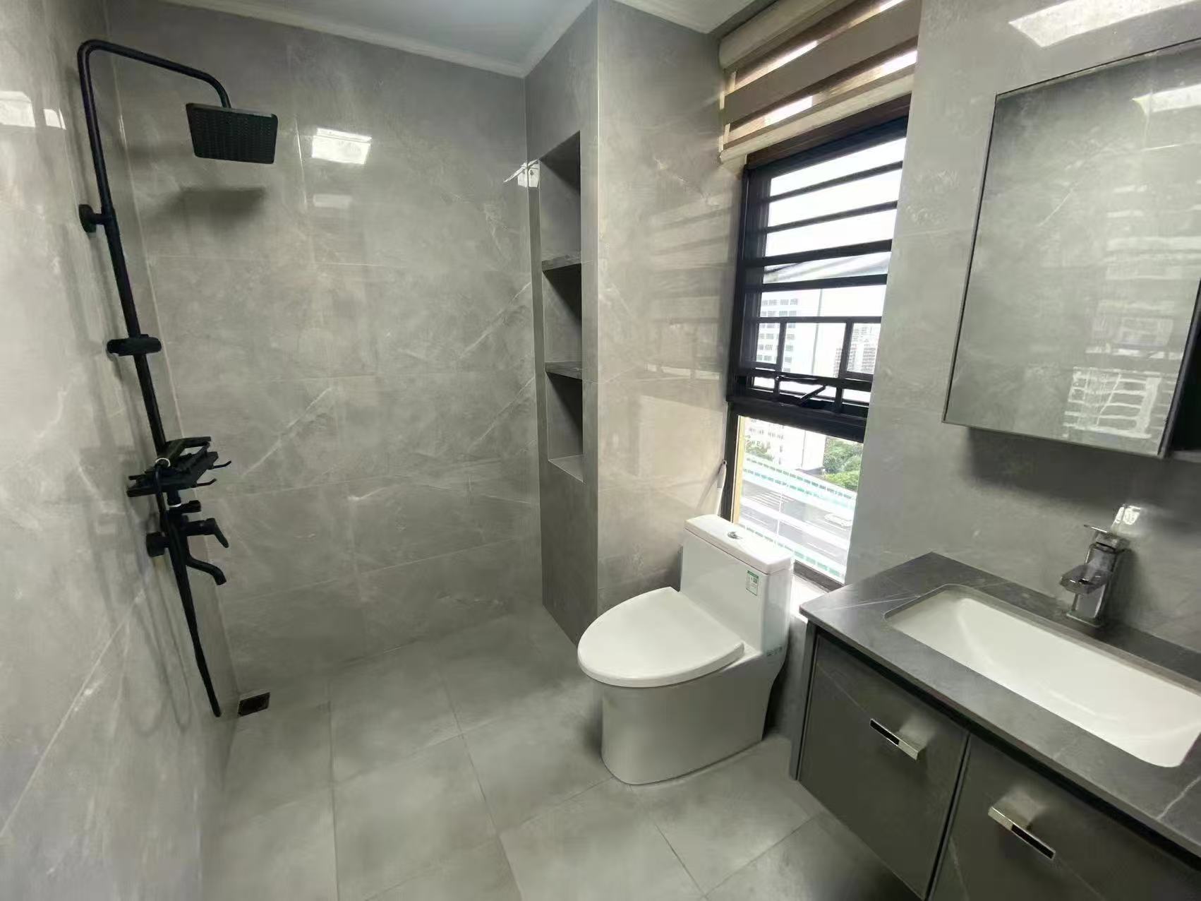 金城新天地 3室2厅2卫 3500.0元/月 金城新天地 3室2厅2卫 3500.0元/月室内图