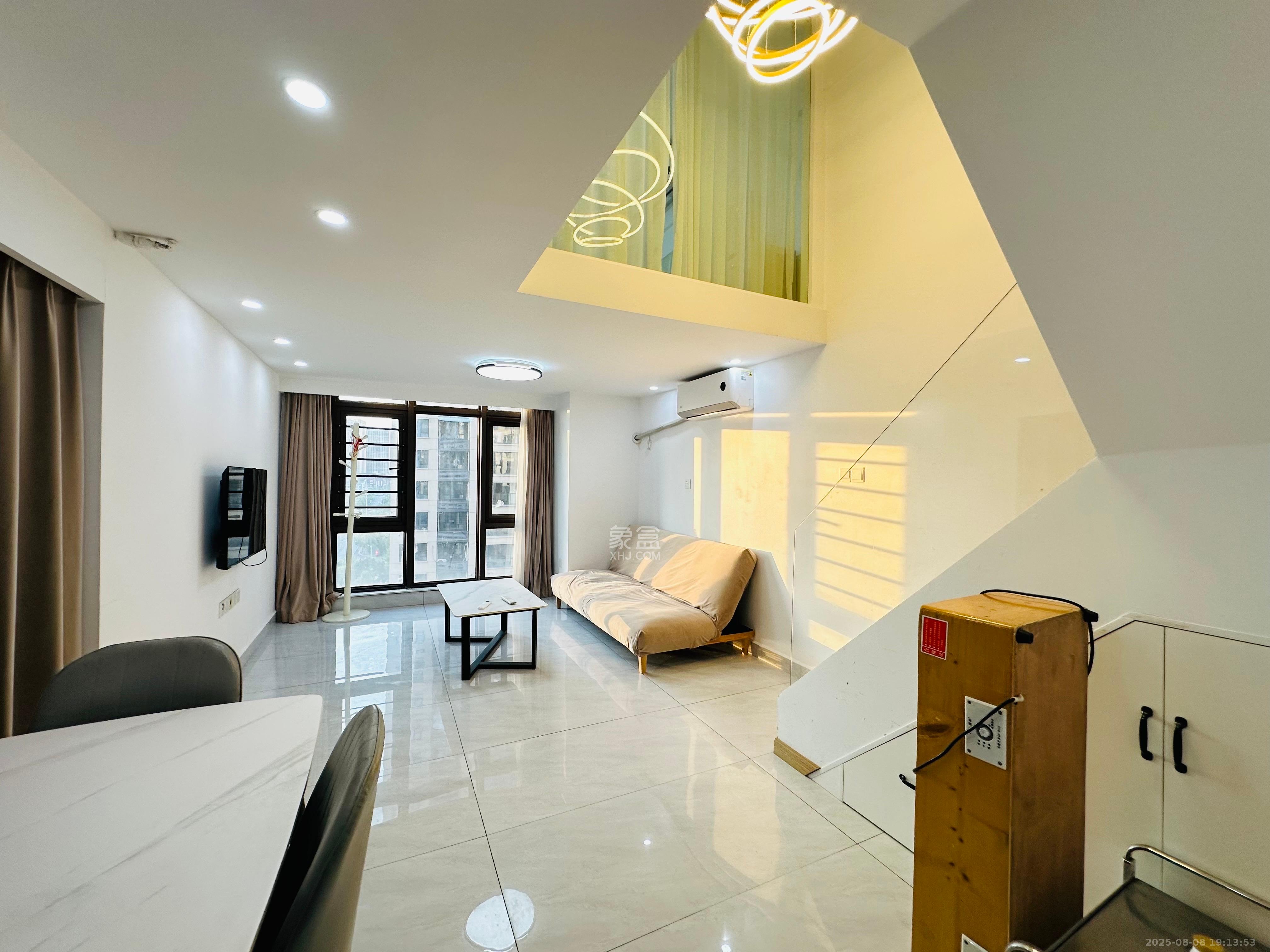 华润琨瑜府 2室2厅1卫 2200.0元/月 华润琨瑜府 2室2厅1卫 2200.0元/月室内图