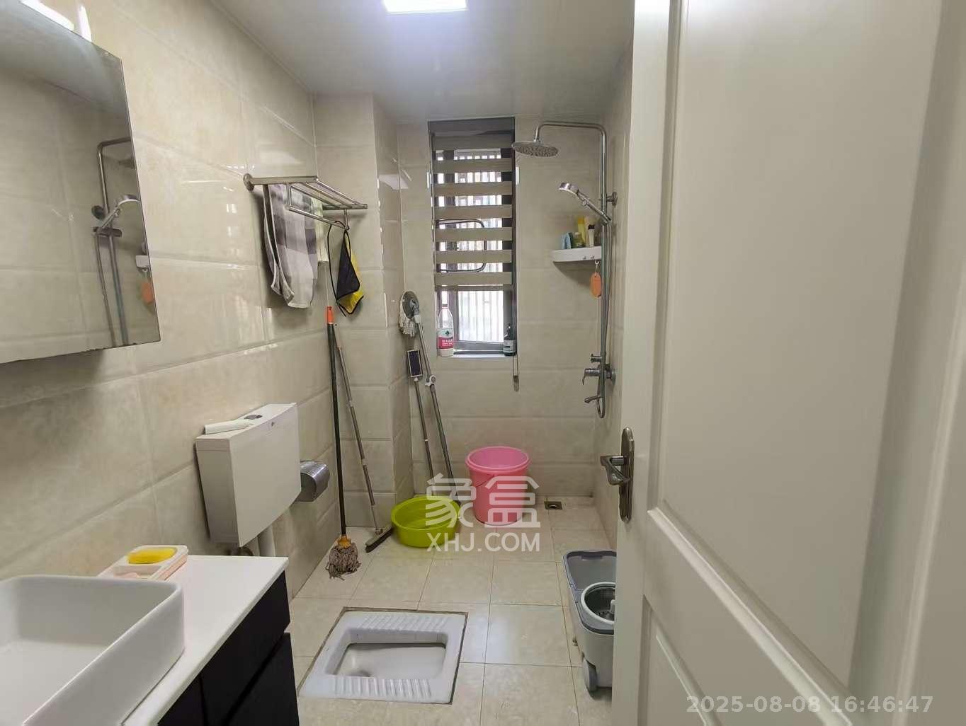 阳光100一期、四五期 3室2厅2卫 3450.0元/月 阳光100一期、四五期 3室2厅2卫 3450.0元/月室内图