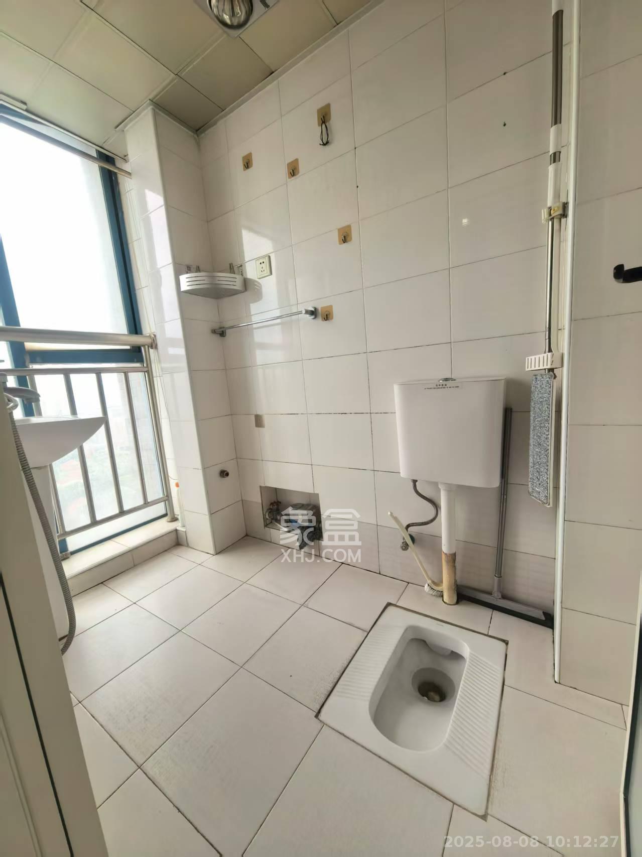 东一国际 1室1厅1卫 1500.0元/月 东一国际 1室1厅1卫 1500.0元/月室内图