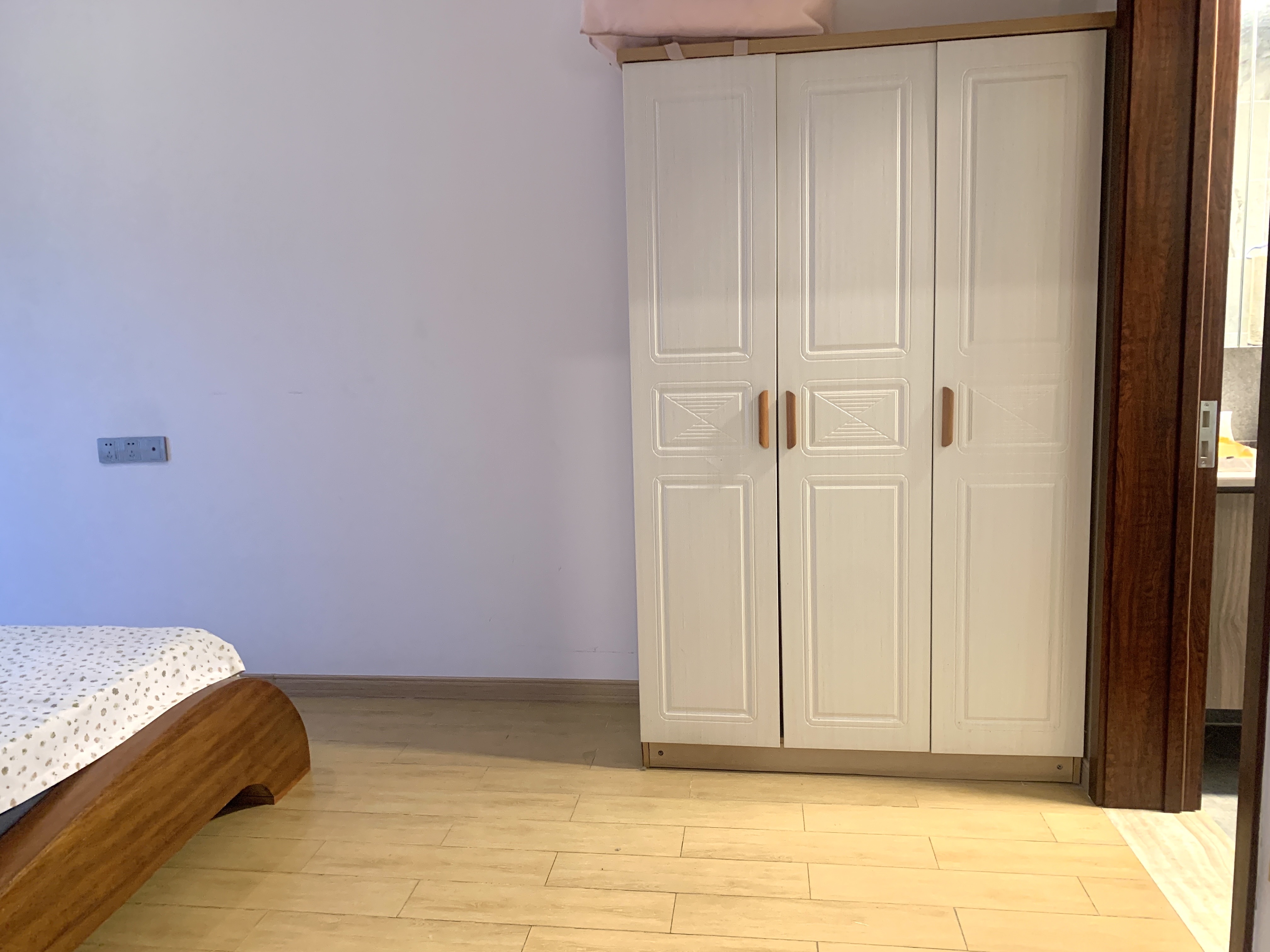 碧桂园剑桥郡 3室2厅2卫 3400.0元/月 碧桂园剑桥郡 3室2厅2卫 3400.0元/月室内图