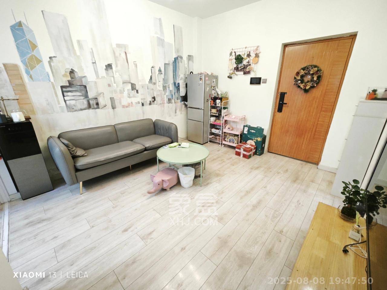 天鸿天府(天鸿中央大院) 2室1厅1卫 2300.0元/月 天鸿天府(天鸿中央大院) 2室1厅1卫 2300.0元/月室内图