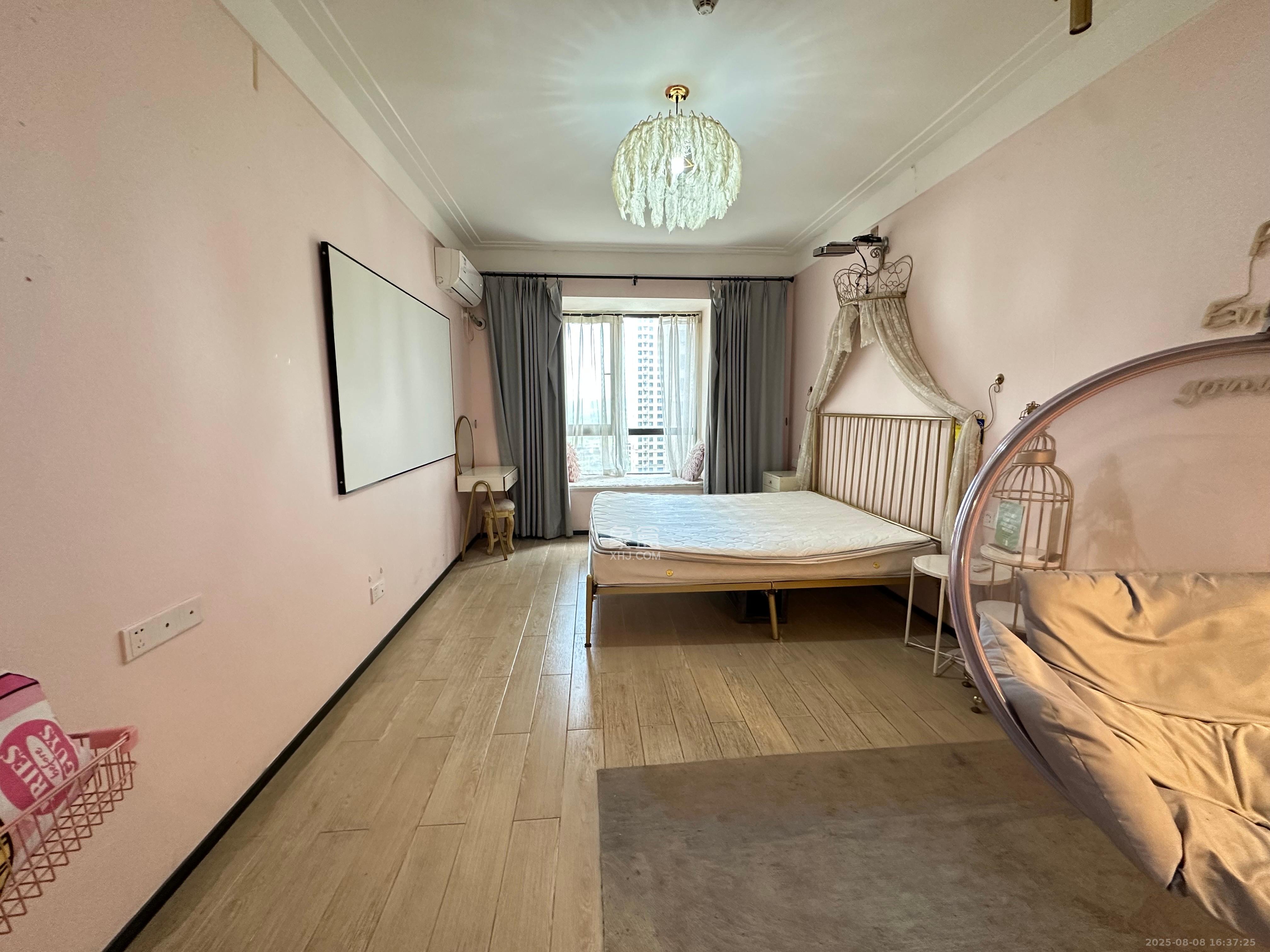 中海国际二期  1室0厅1卫    1000.0元/月 中海国际二期  1室0厅1卫    1000.0元/月