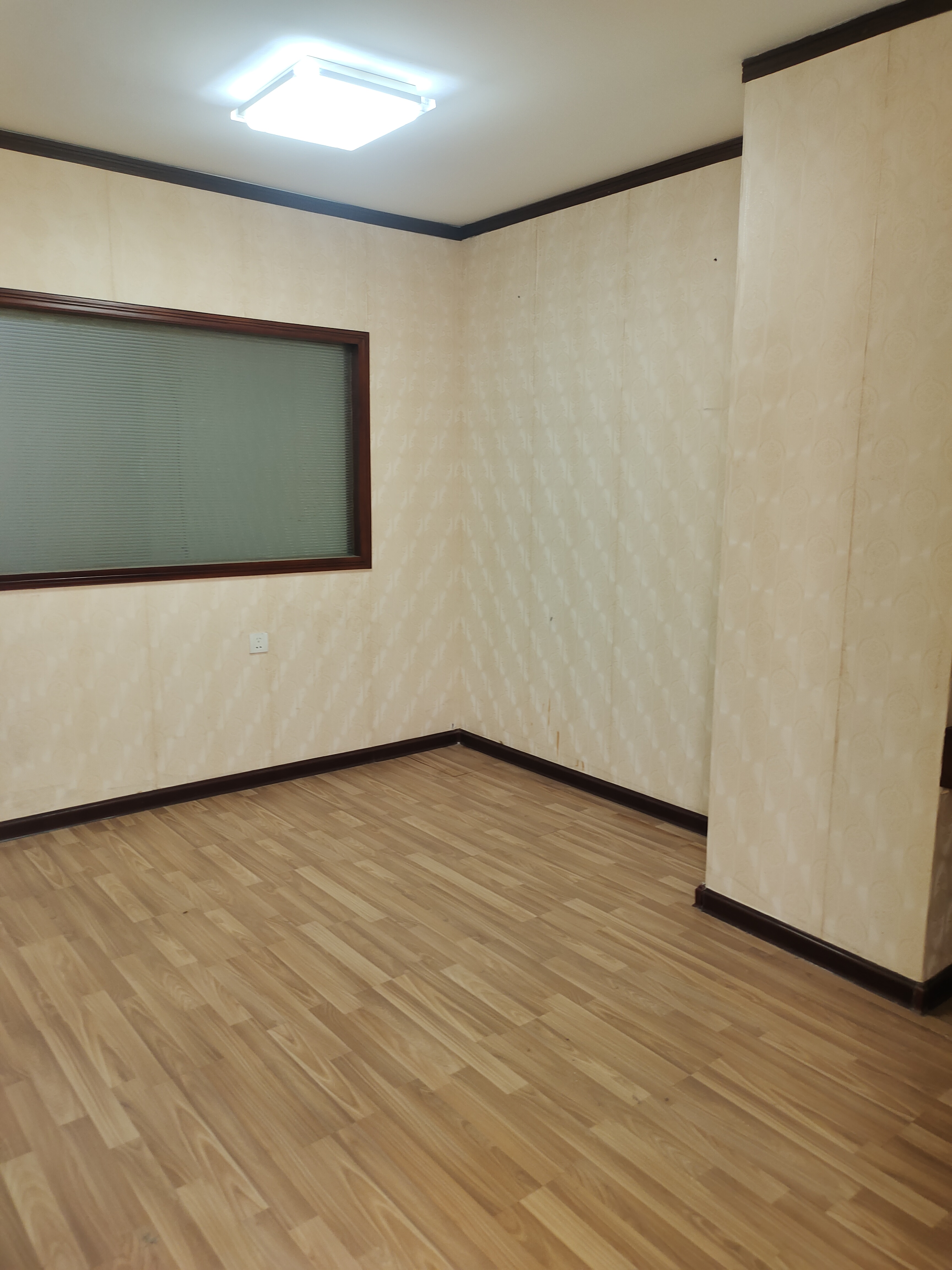 鹏泰国际 2室1厅1卫 1200.0元/月 鹏泰国际 2室1厅1卫 1200.0元/月室内图