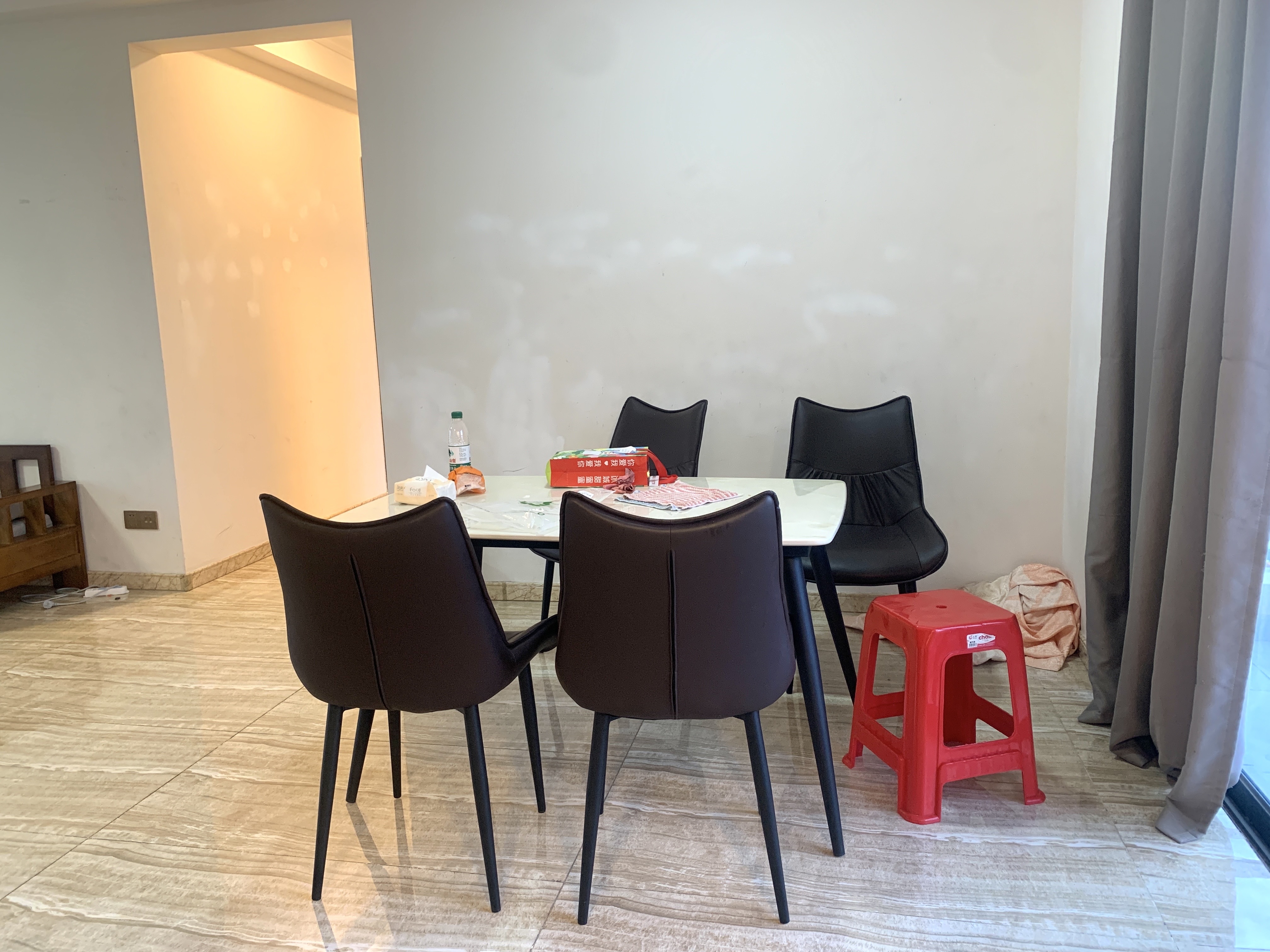 碧桂园剑桥郡 3室2厅2卫 3400.0元/月 碧桂园剑桥郡 3室2厅2卫 3400.0元/月室内图