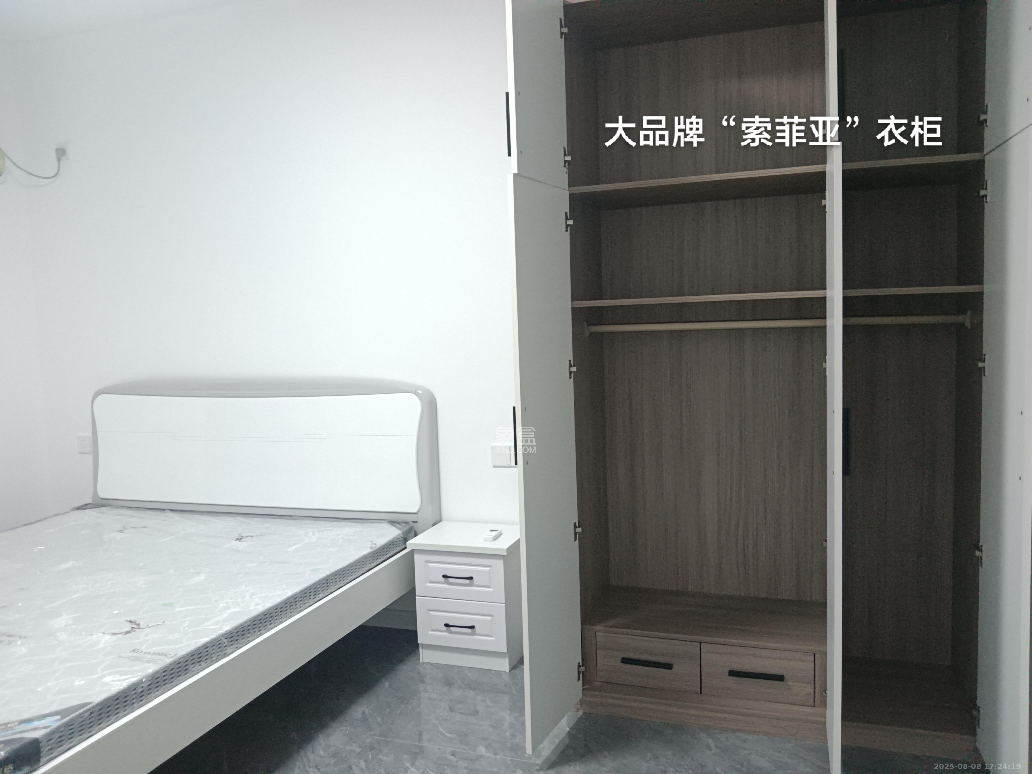 山语和悦  3室2厅2卫   2600.00元/月室内图