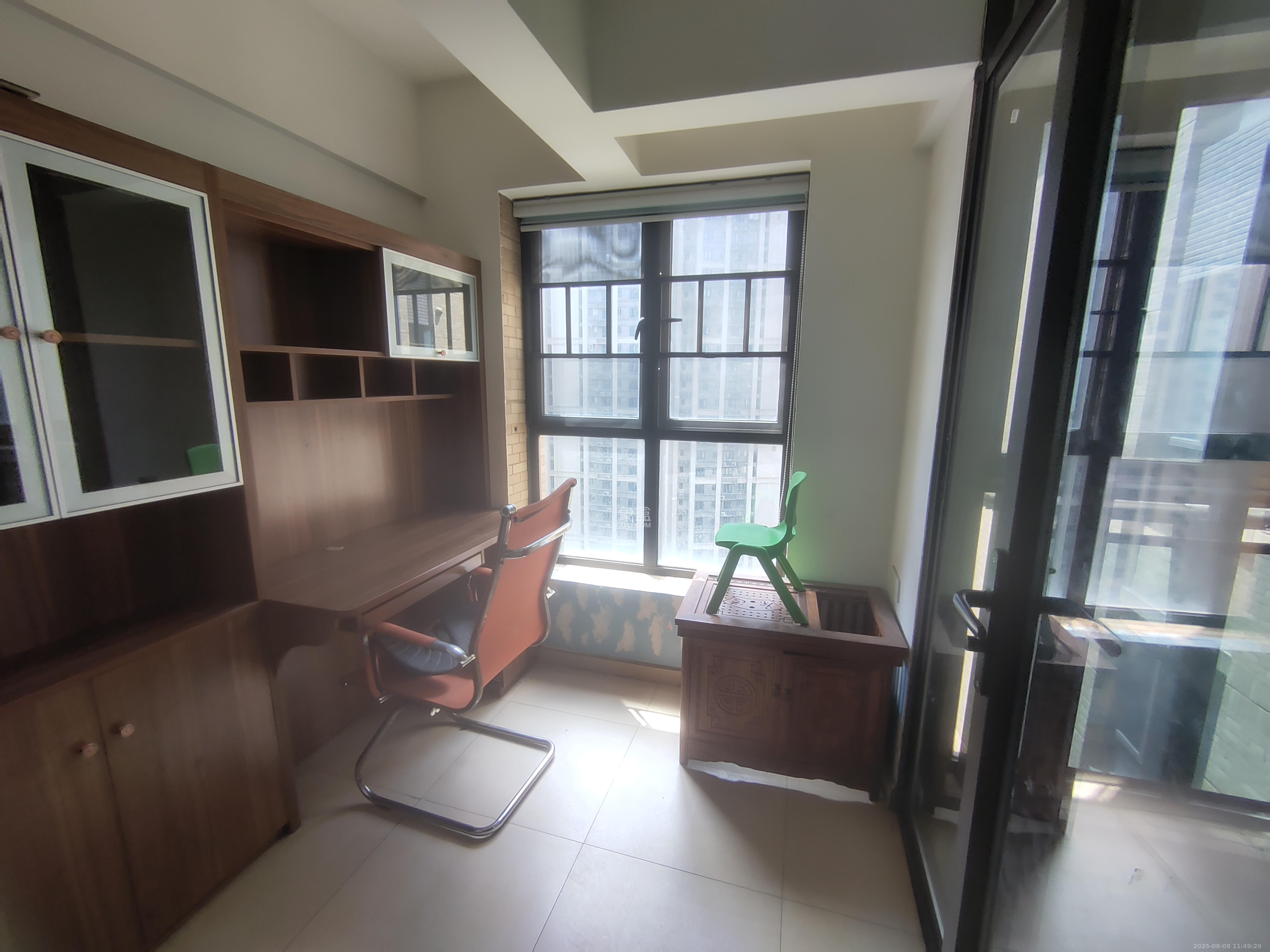 时代倾城一期  3室2厅2卫    2580.0元/月室内图