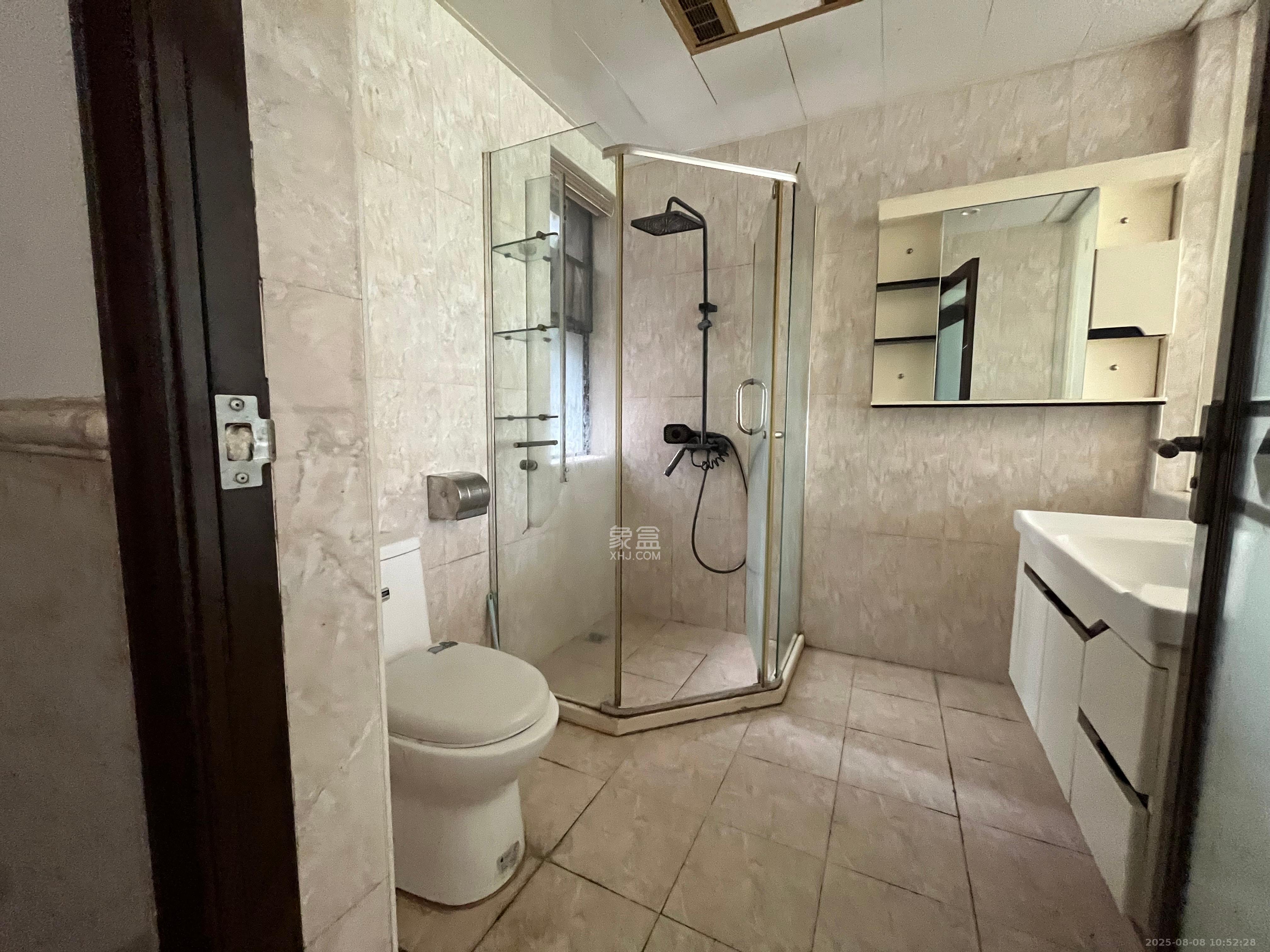 茂华国际湘 3室2厅2卫 3200.0元/月 茂华国际湘 3室2厅2卫 3200.0元/月室内图