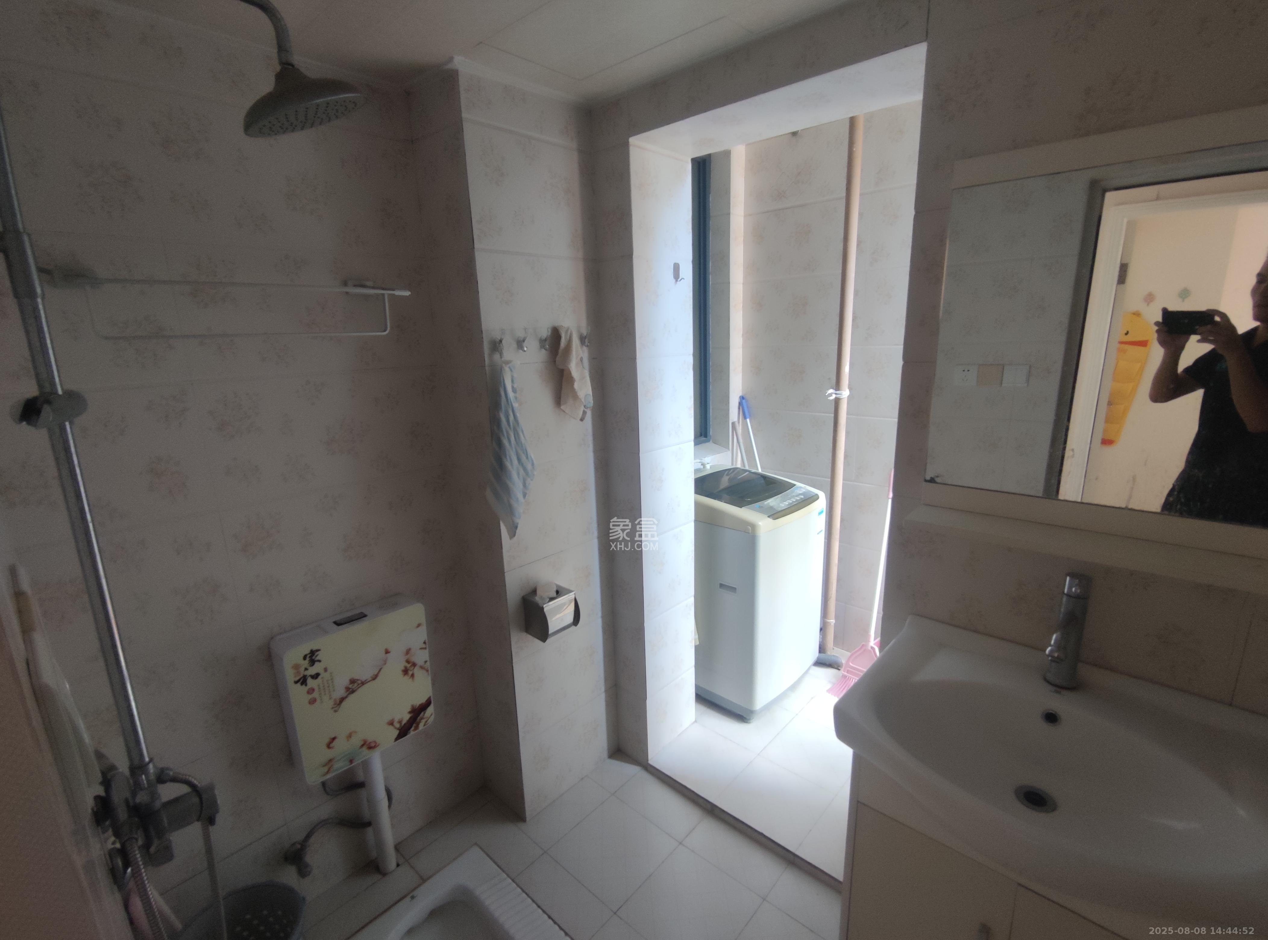 万博汇 2室1厅1卫 2200.0元/月 万博汇 2室1厅1卫 2200.0元/月室内图