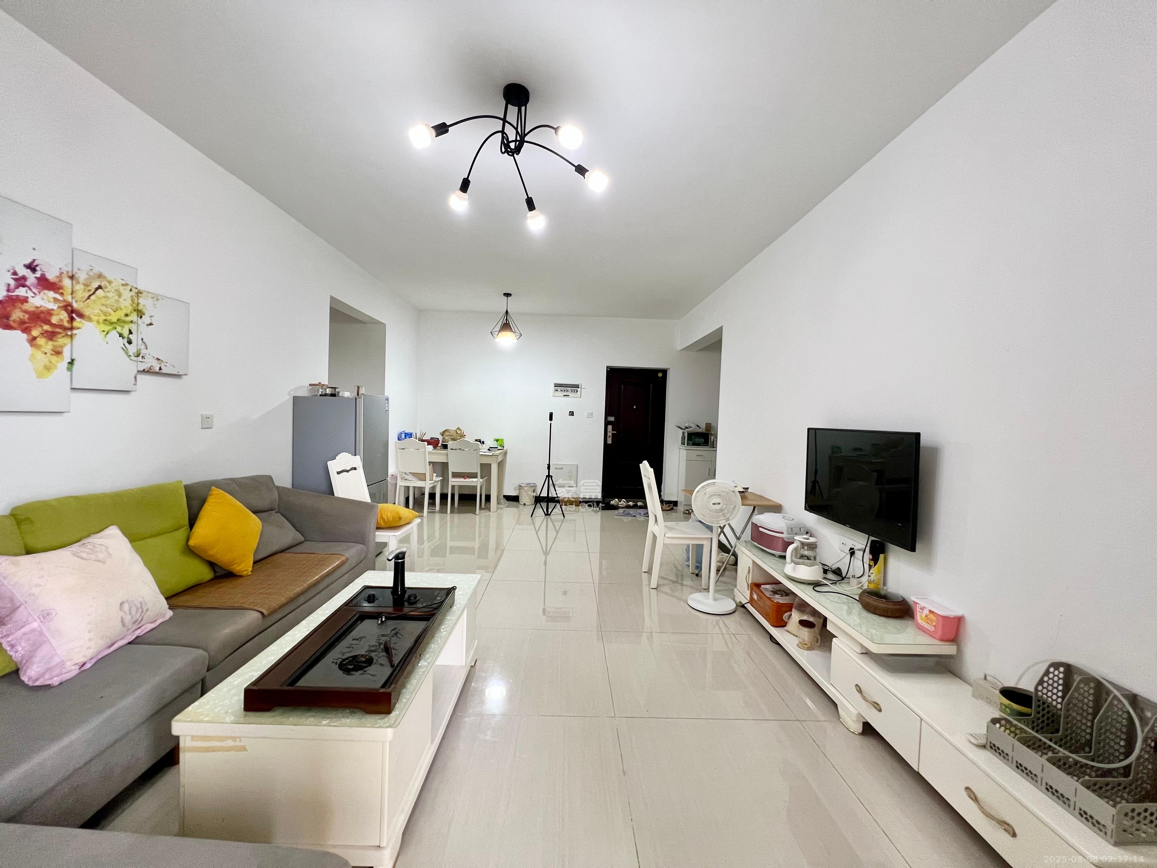 钱隆世家  3室2厅2卫    2100.0元/月室内图