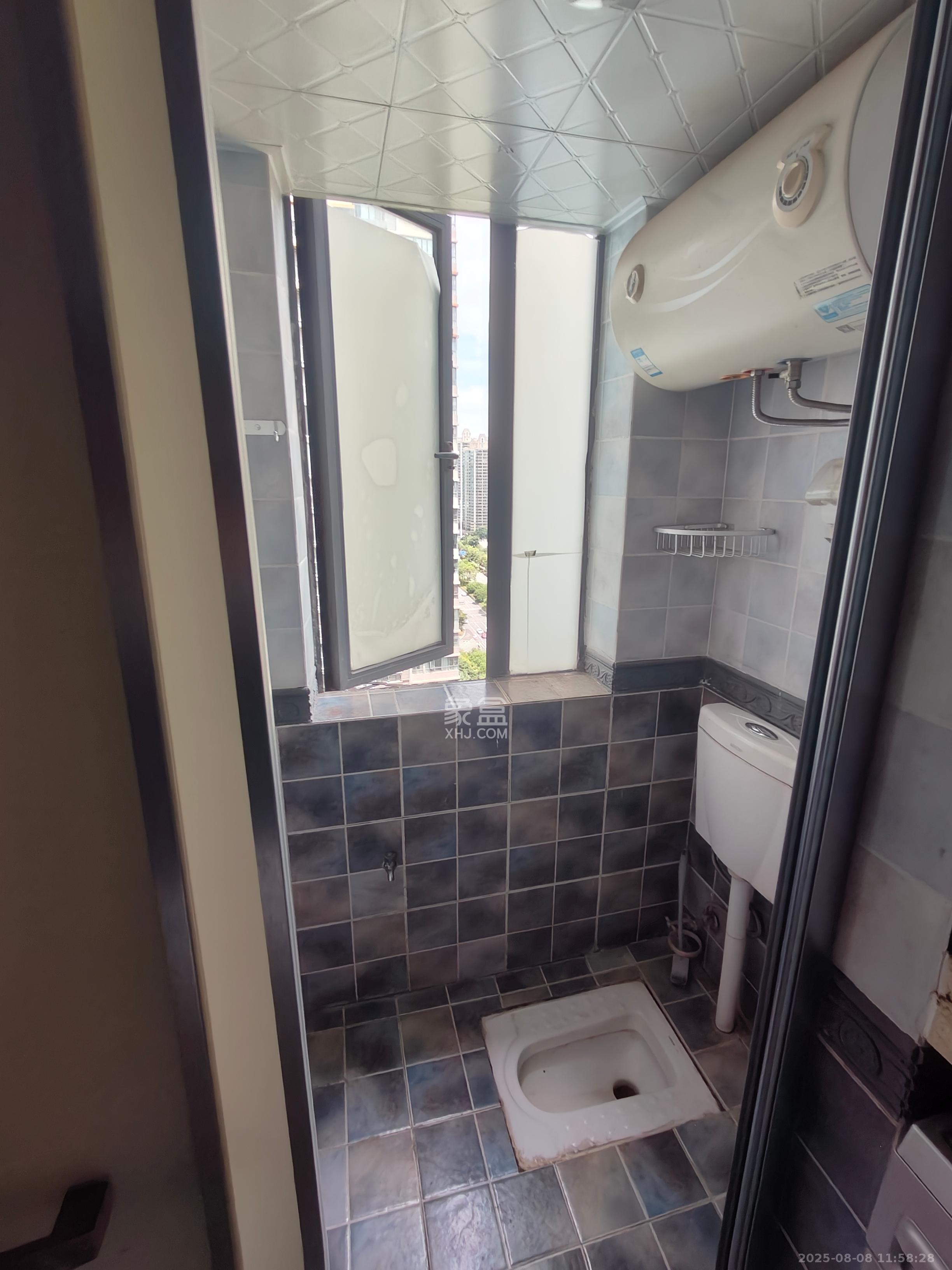 恒基凯旋门一二期 1室1厅1卫 1600.0元/月 恒基凯旋门一二期 1室1厅1卫 1600.0元/月室内图