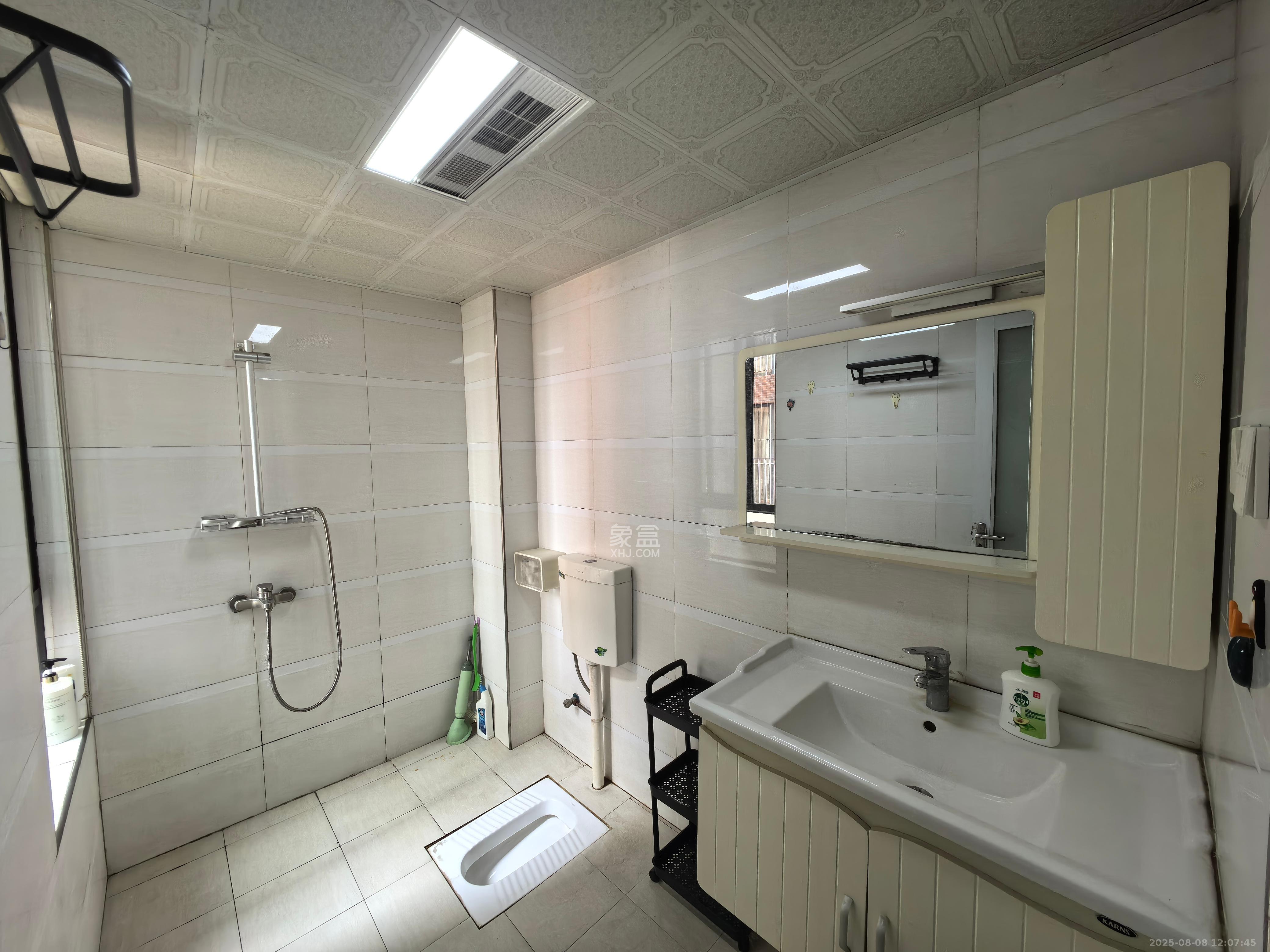 华润凤凰城二期 3室2厅1卫 1800.0元/月 华润凤凰城二期 3室2厅1卫 1800.0元/月室内图