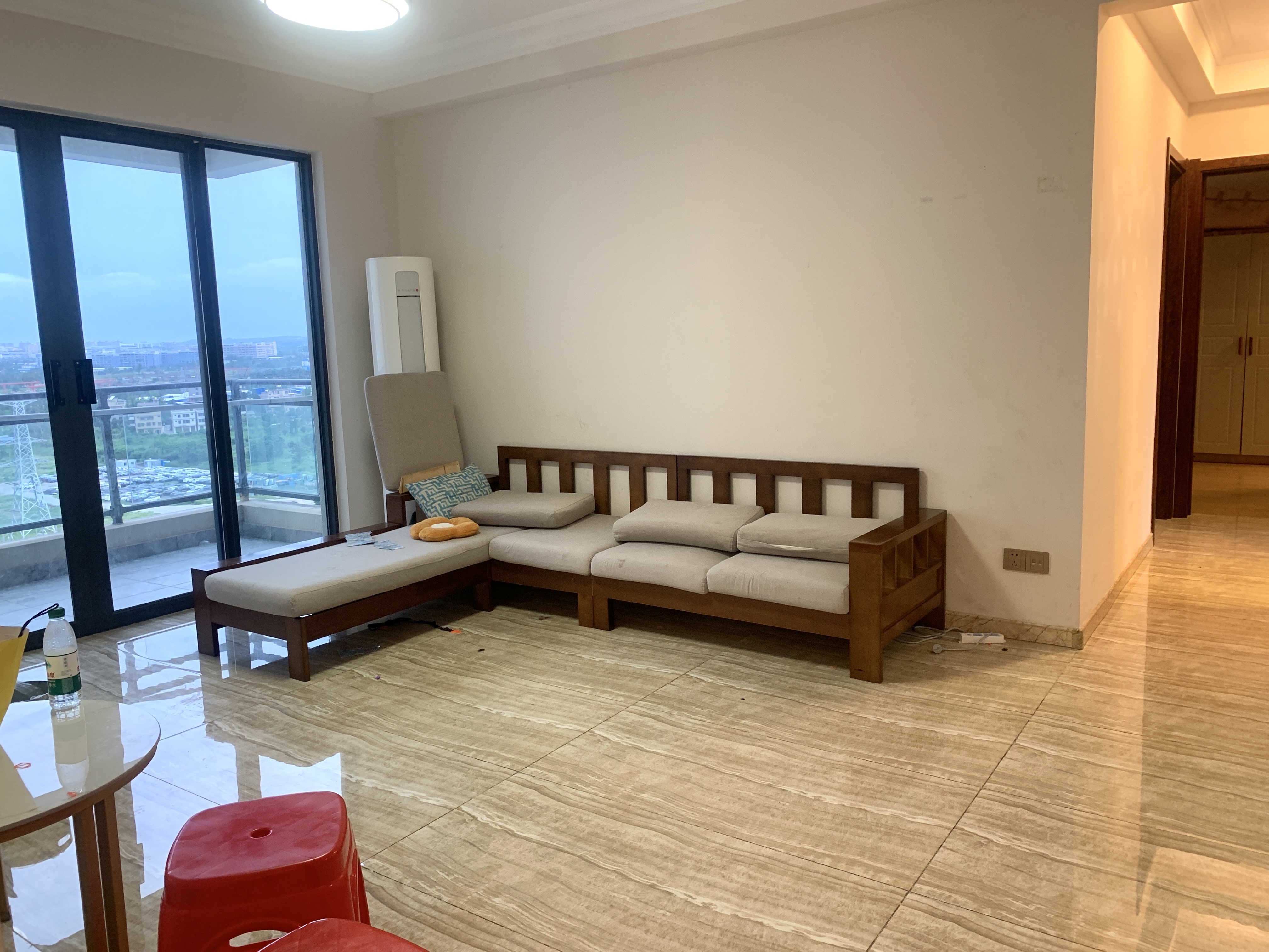 碧桂园剑桥郡 3室2厅2卫 3400.0元/月 碧桂园剑桥郡 3室2厅2卫 3400.0元/月室内图