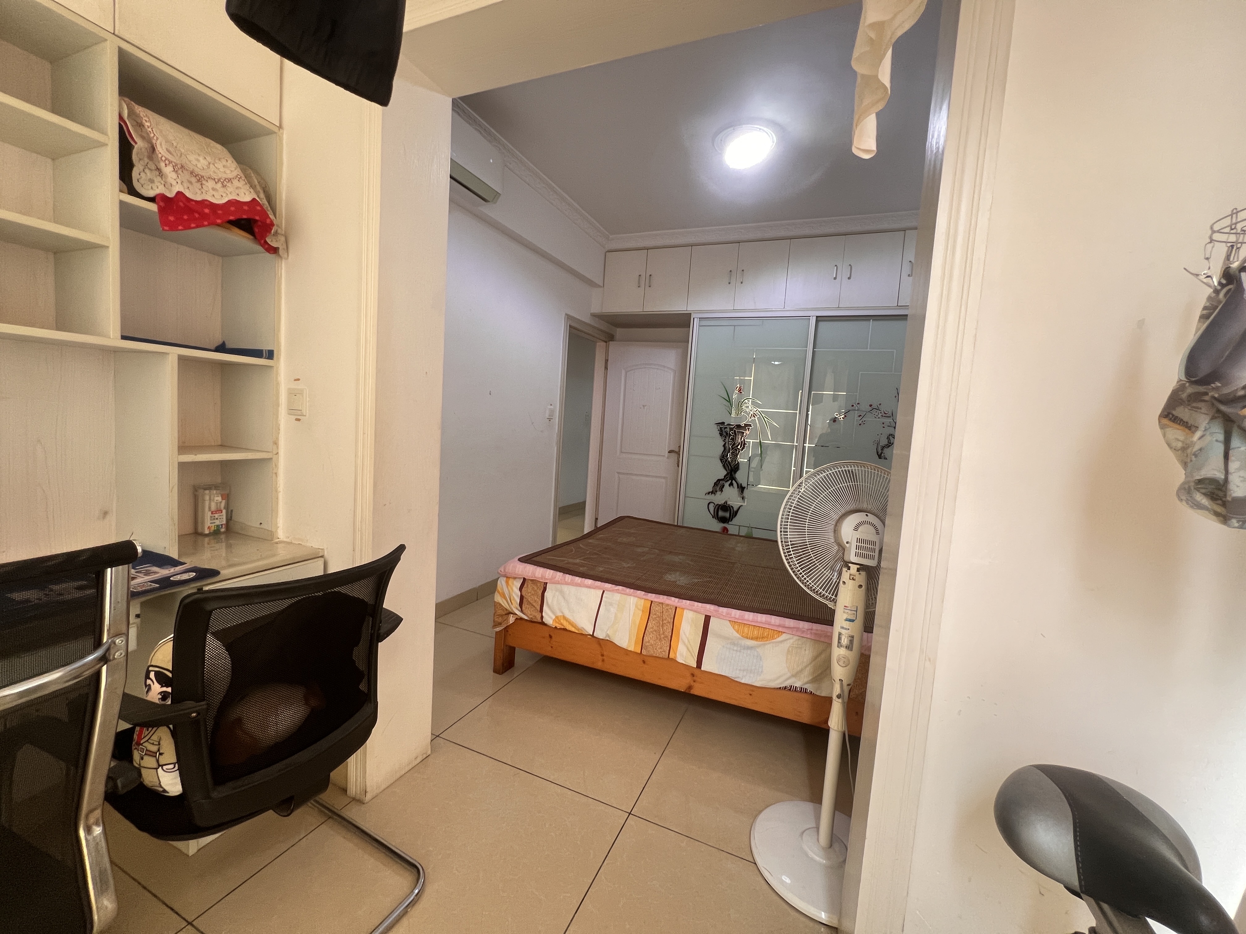 君馨名邸 2室2厅1卫 1500.0元/月 君馨名邸 2室2厅1卫 1500.0元/月室内图