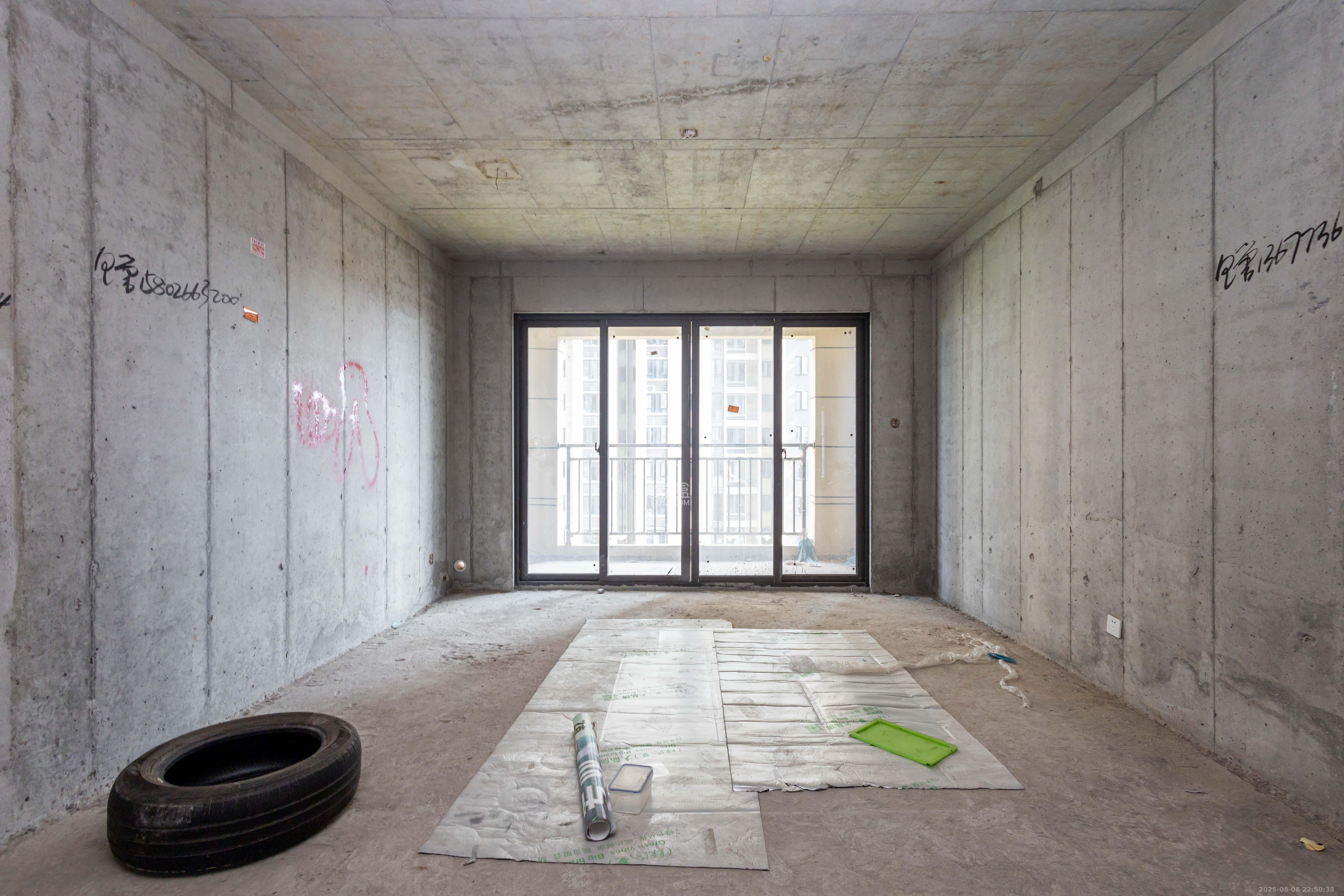 映悦星府  3室2厅2卫    69.8万 映悦星府  3室2厅2卫    69.8万客厅