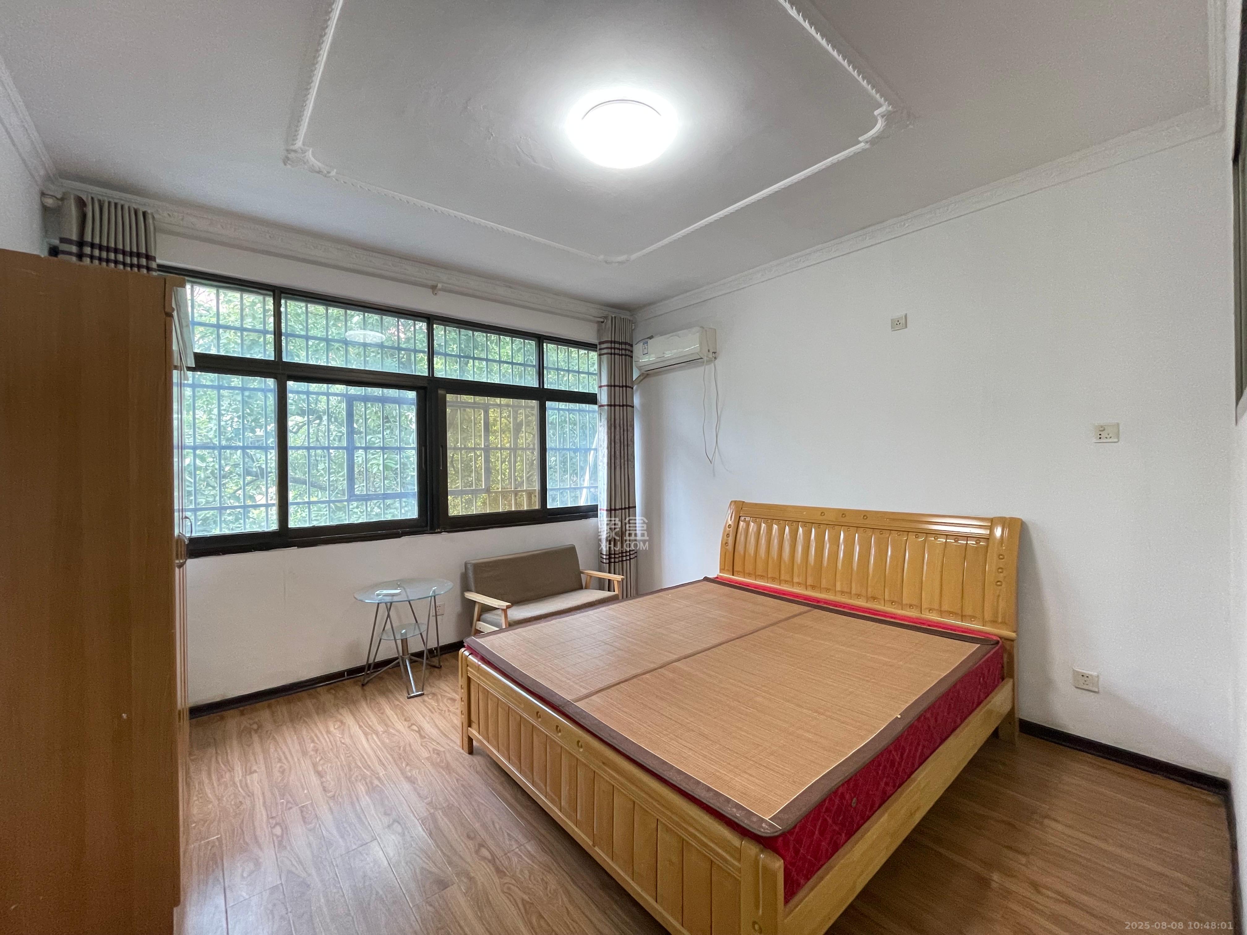 汽车西站商贸城(河西望城坡) 4室1厅1卫 2000.0元/月 汽车西站商贸城(河西望城坡) 4室1厅1卫 2000.0元/月室内图