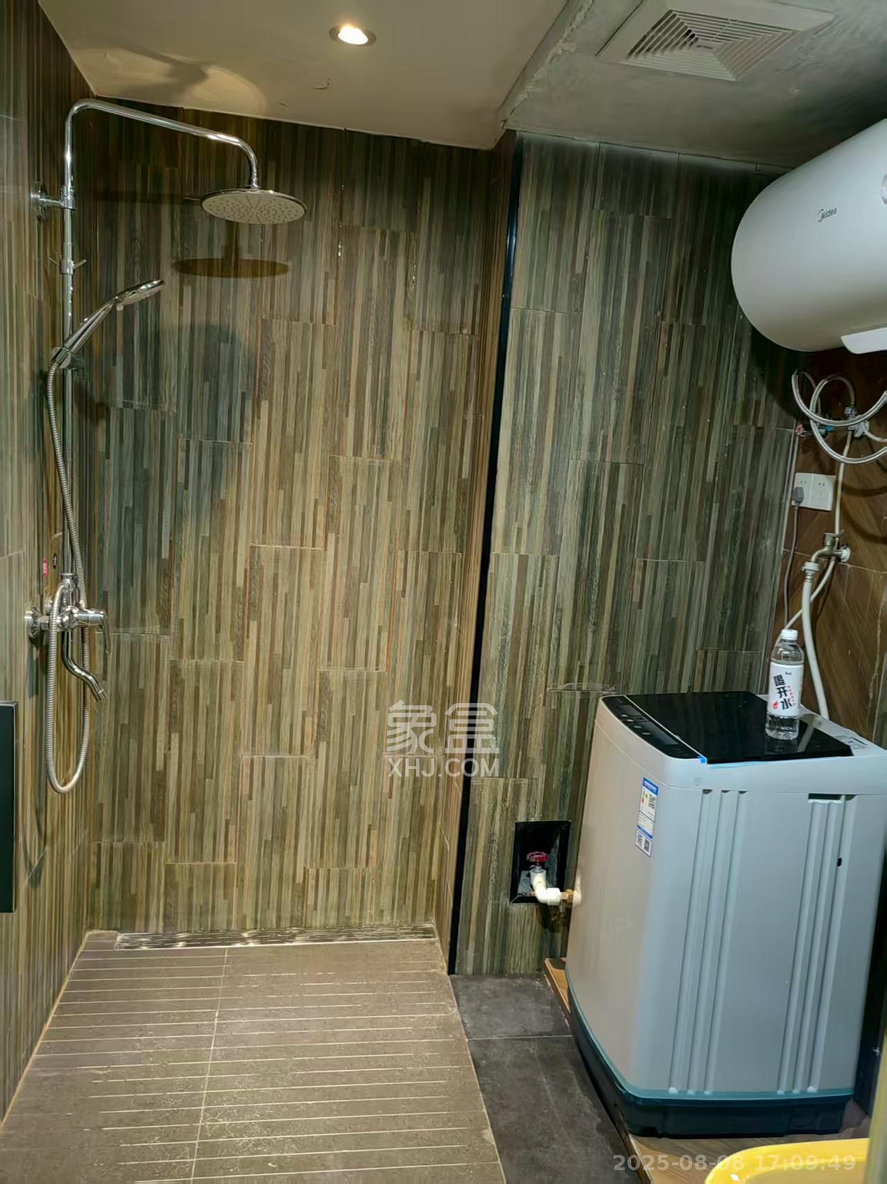 枫华府第  1室1厅1卫    1100.0元/月 枫华府第  1室1厅1卫    1100.0元/月