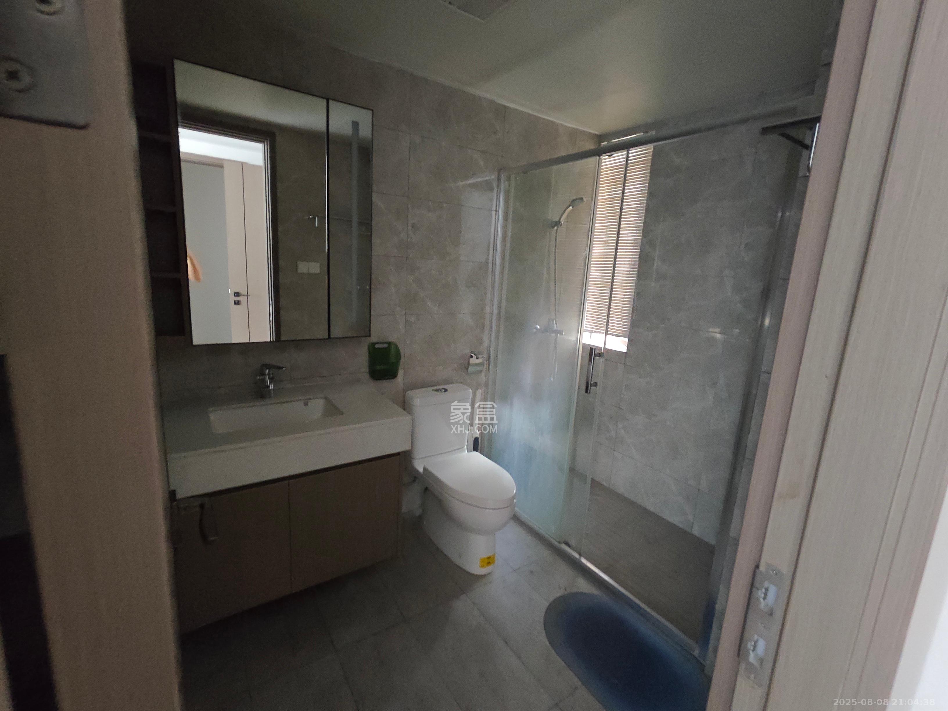 金茂建发观悦 4室2厅2卫 3600.0元/月 金茂建发观悦 4室2厅2卫 3600.0元/月室内图