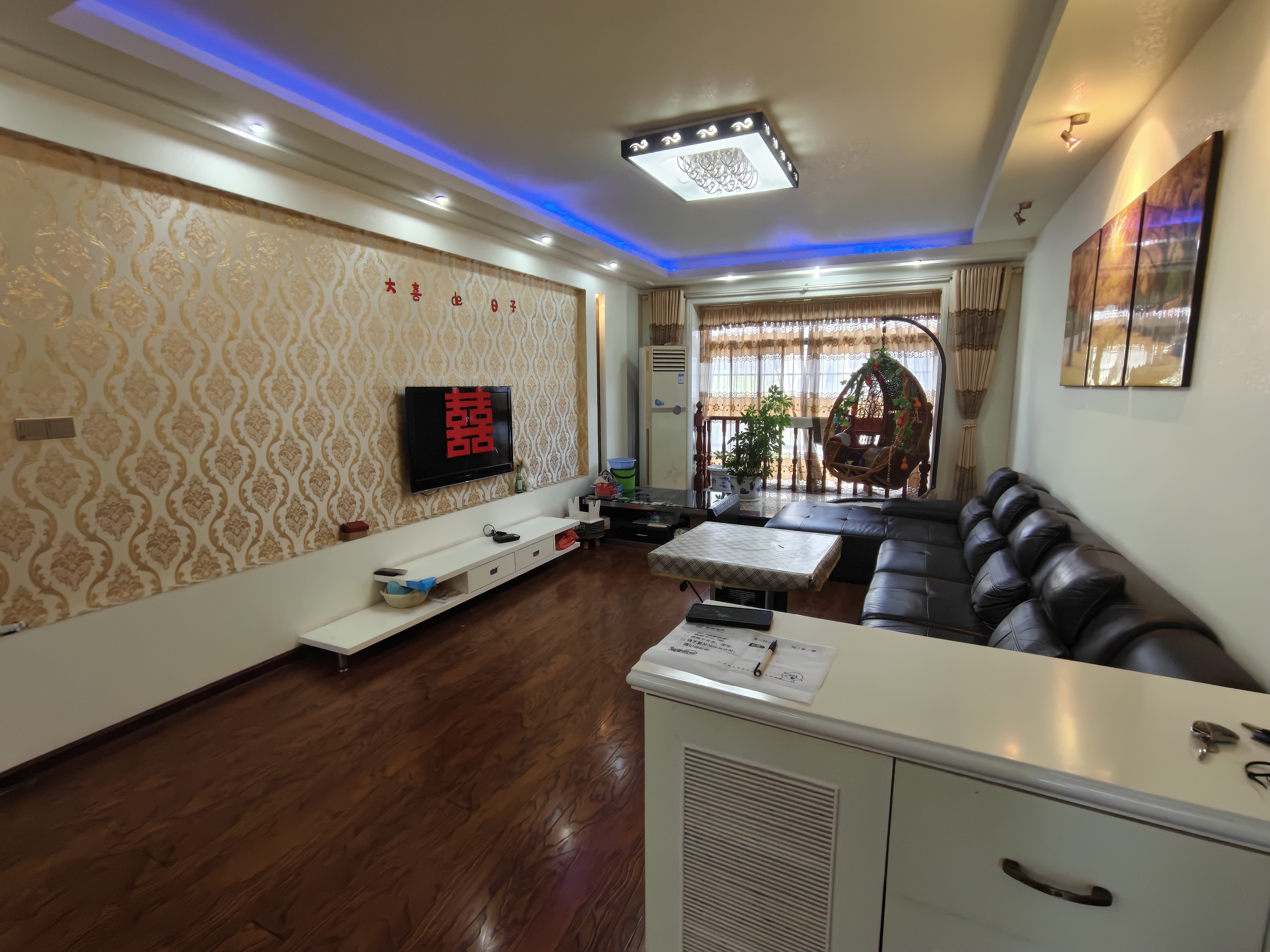 娄底第五完全小学  4室2厅2卫    55.8万客厅