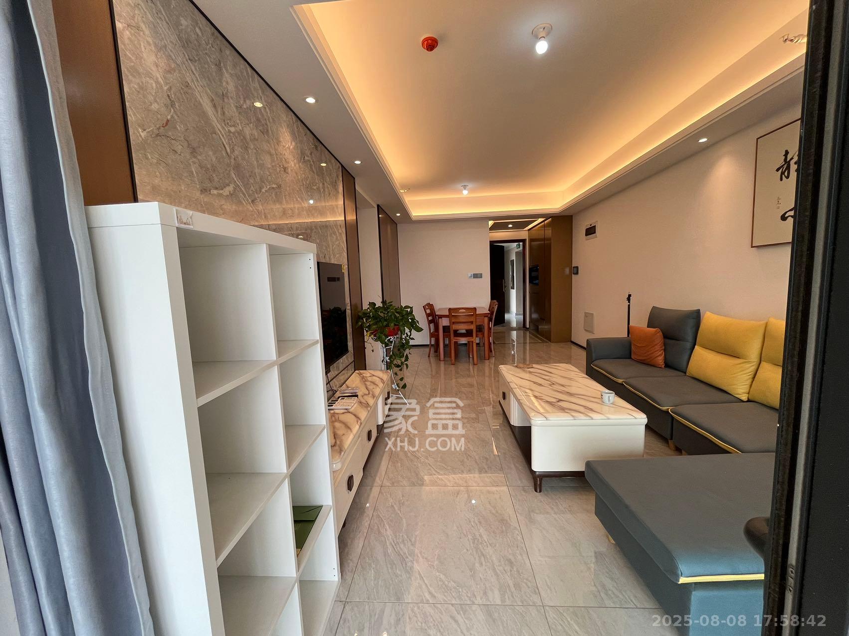 万科魅力之城天阔里 3室2厅2卫 2600.0元/月 万科魅力之城天阔里 3室2厅2卫 2600.0元/月室内图