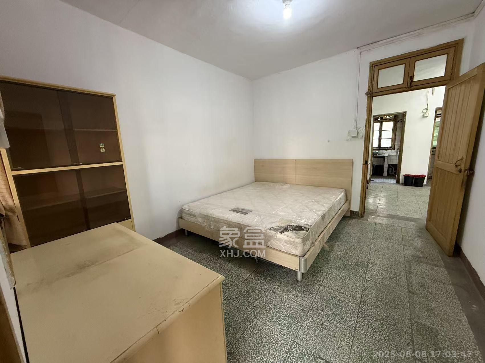 湘运新村 1室0厅0卫 1300.0元/月 湘运新村 1室0厅0卫 1300.0元/月室内图