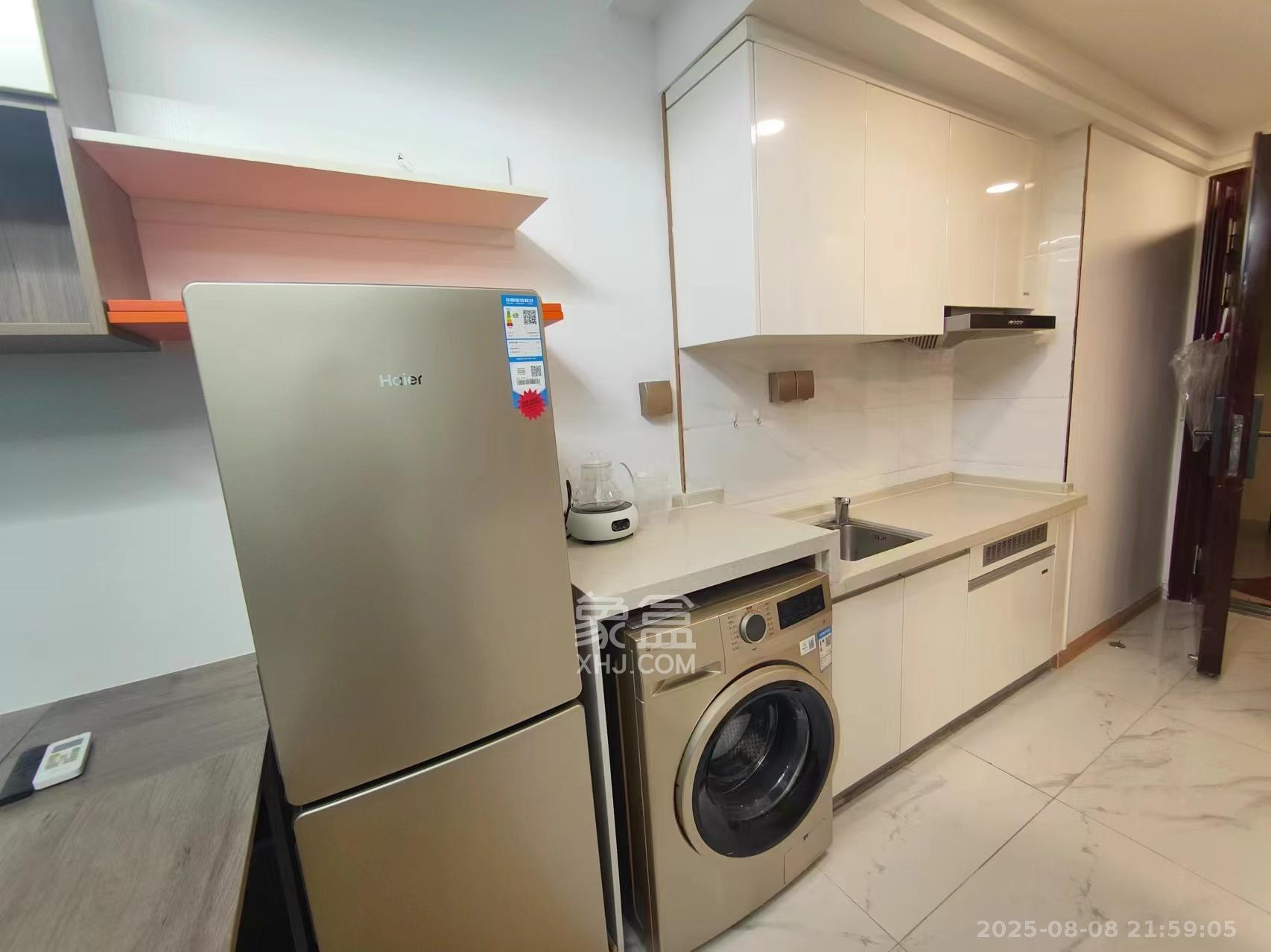 碧桂园城市之光  1室0厅1卫    1700.0元/月室内图