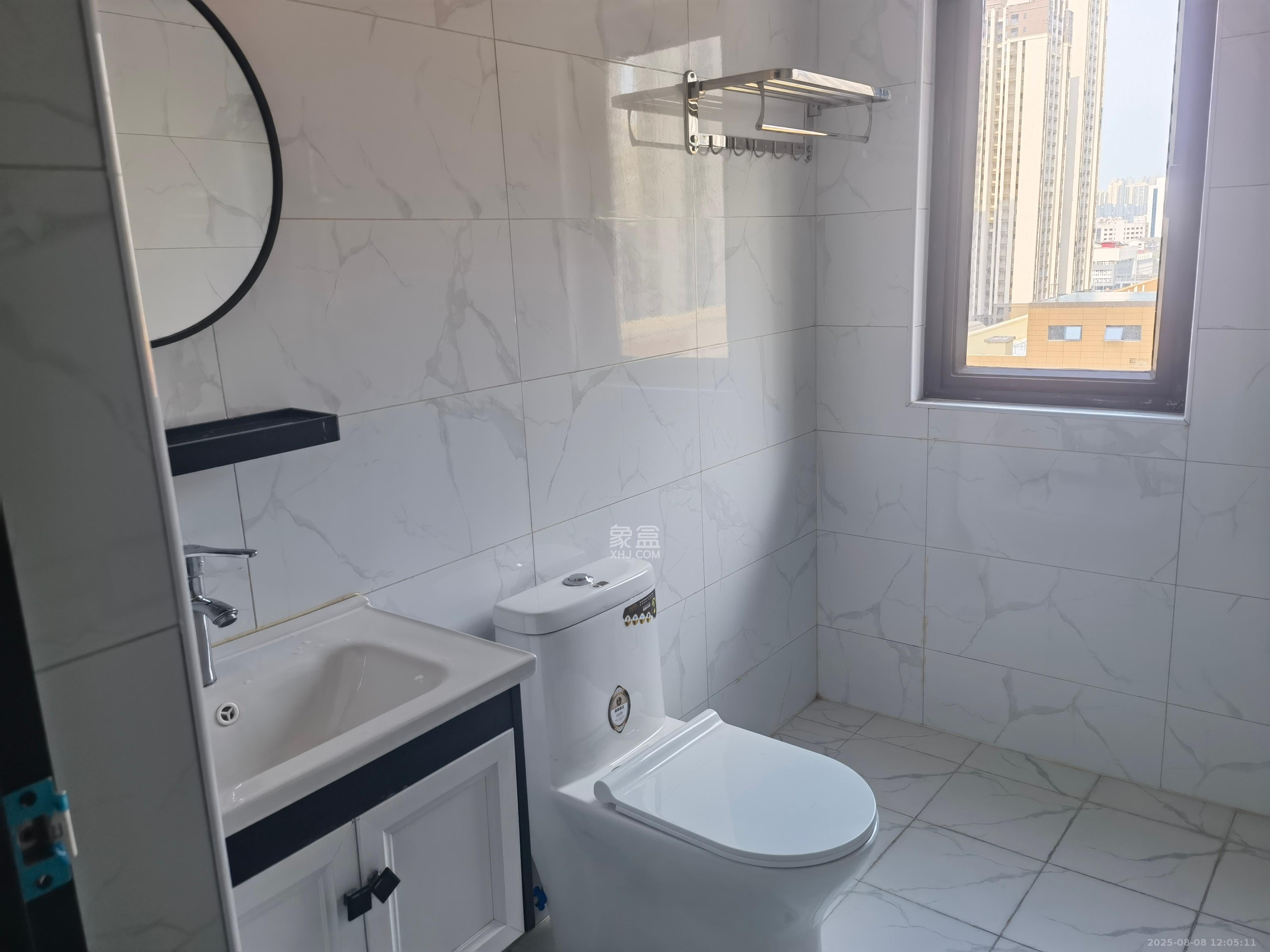 保利大都汇一期、二期 4室2厅2卫 3200.0元/月 保利大都汇一期、二期 4室2厅2卫 3200.0元/月室内图