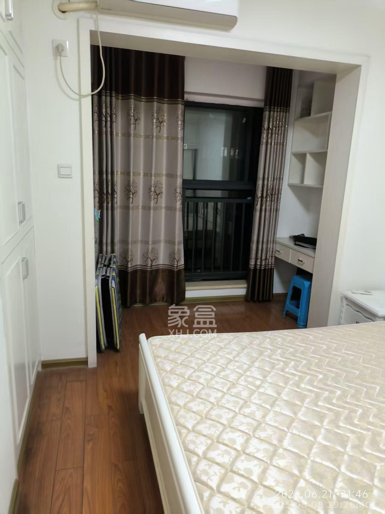 中海梅溪湖壹号  3室2厅1卫    2700.0元/月 中海梅溪湖壹号  3室2厅1卫    2700.0元/月室内图