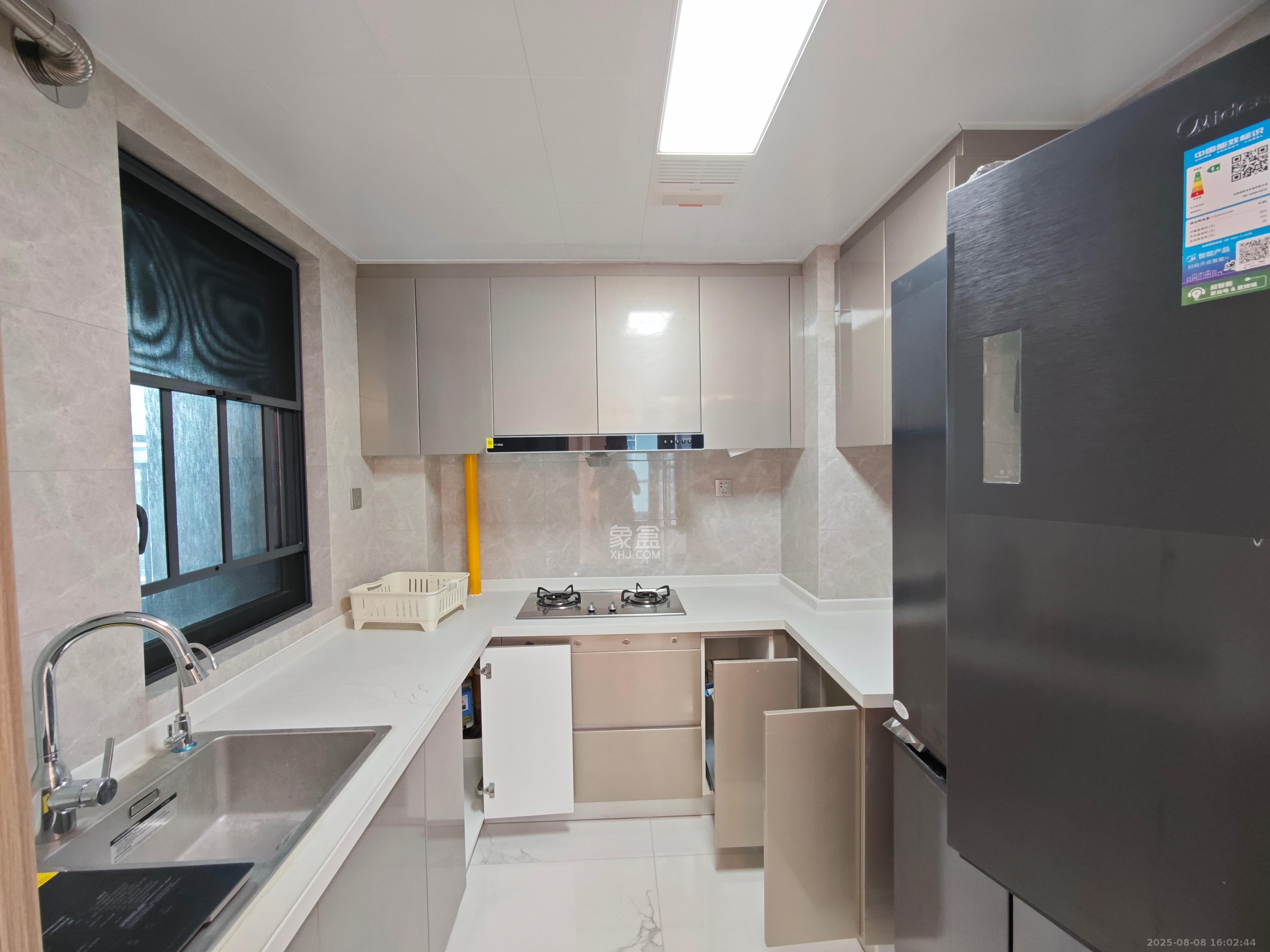 中海麓山境北区 3室2厅2卫 3190.0元/月 中海麓山境北区 3室2厅2卫 3190.0元/月室内图