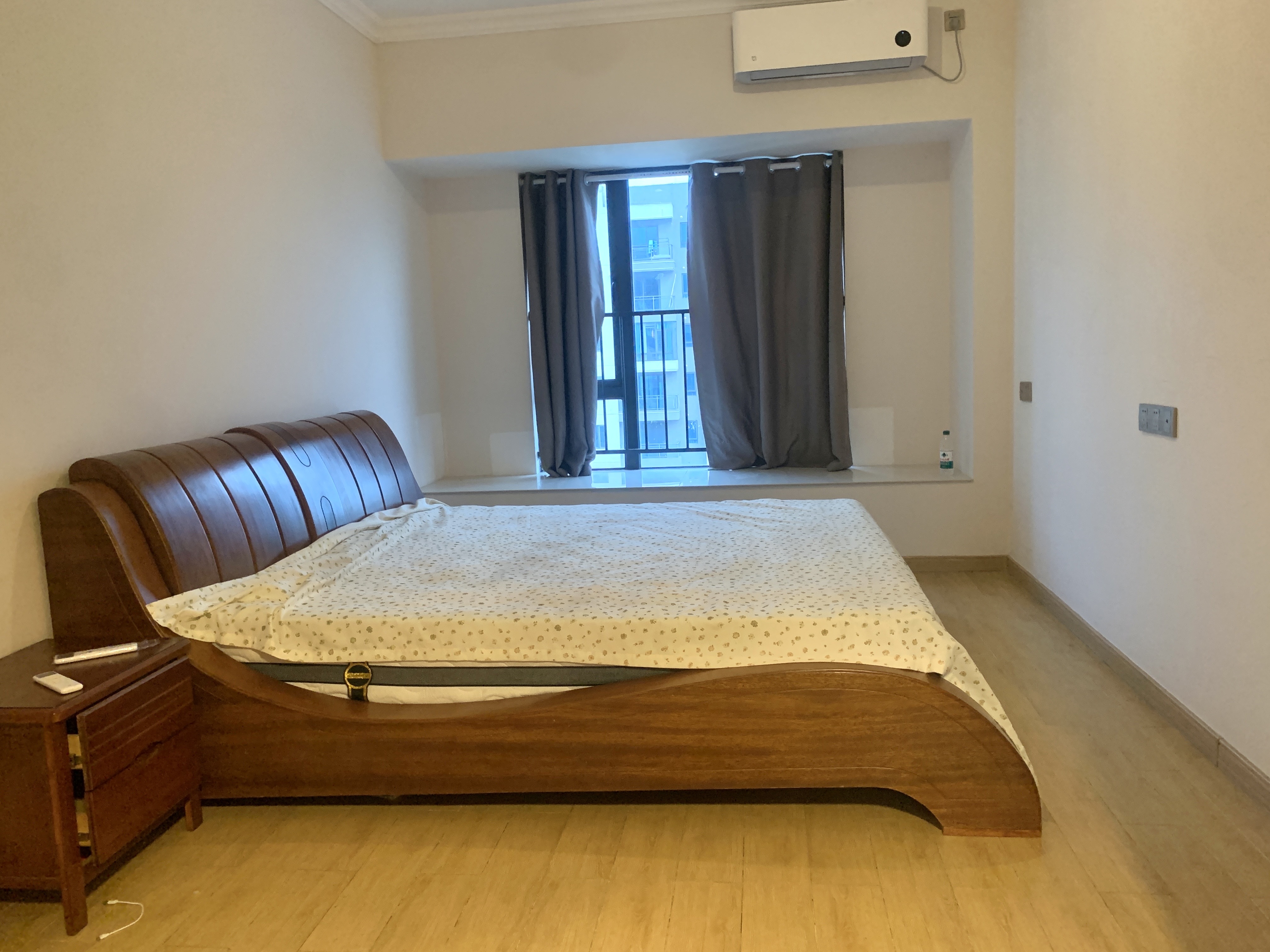 碧桂园剑桥郡 3室2厅2卫 3400.0元/月 碧桂园剑桥郡 3室2厅2卫 3400.0元/月室内图