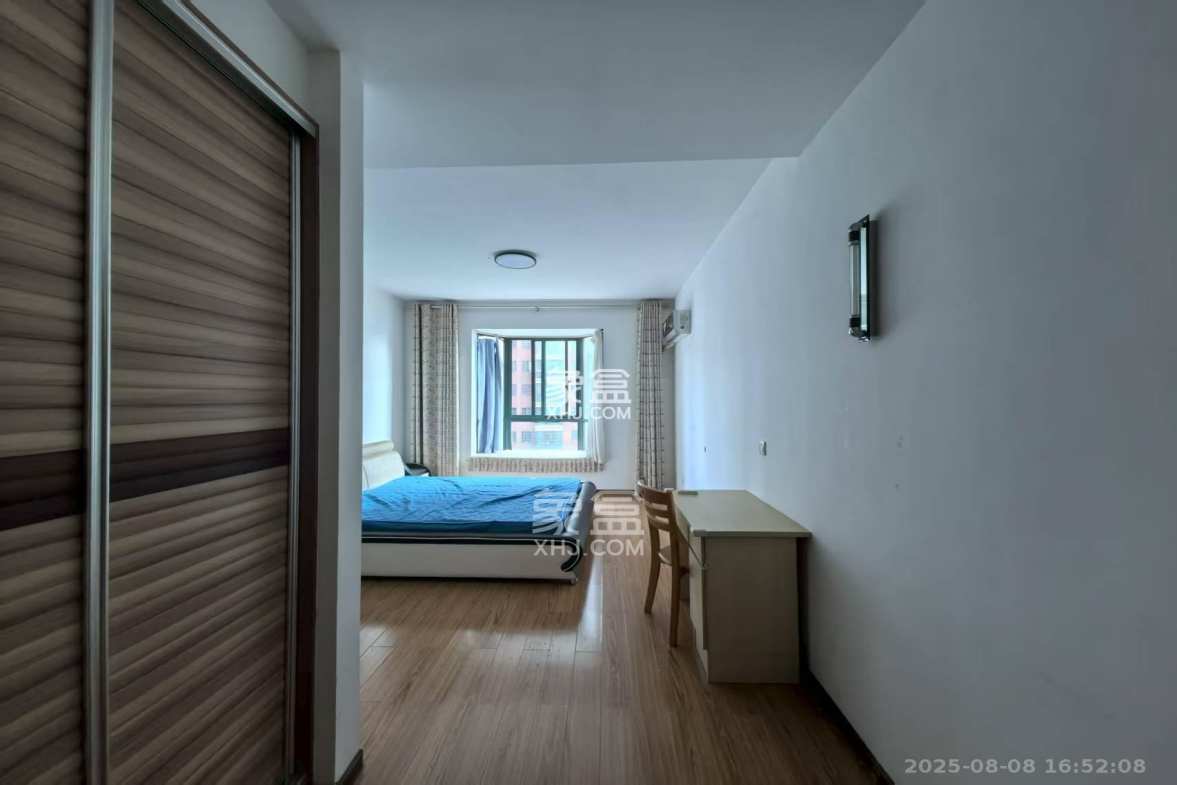 天城湖光山色  4室2厅1卫    3280.0元/月 天城湖光山色  4室2厅1卫    3280.0元/月室内图