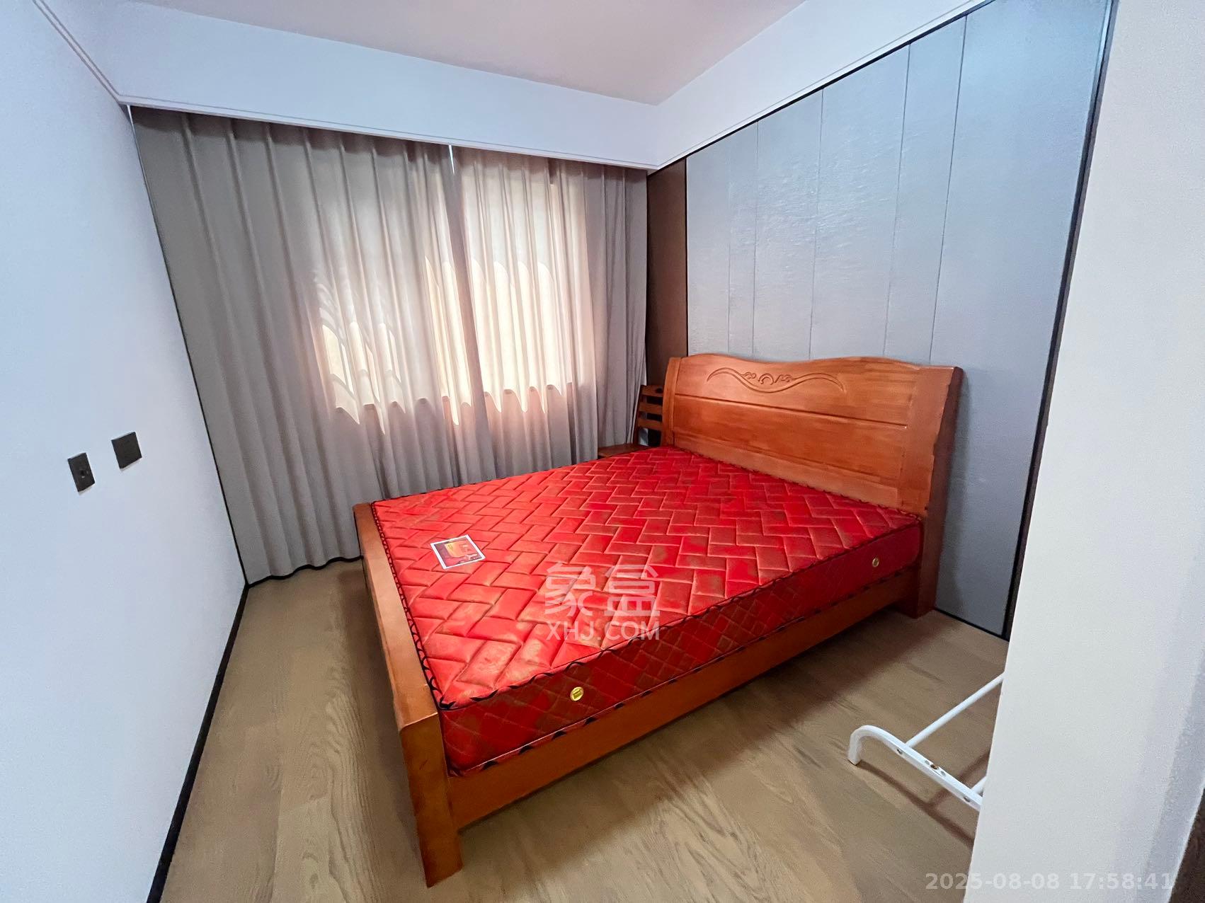 万科魅力之城天阔里 3室2厅2卫 2600.0元/月 万科魅力之城天阔里 3室2厅2卫 2600.0元/月室内图