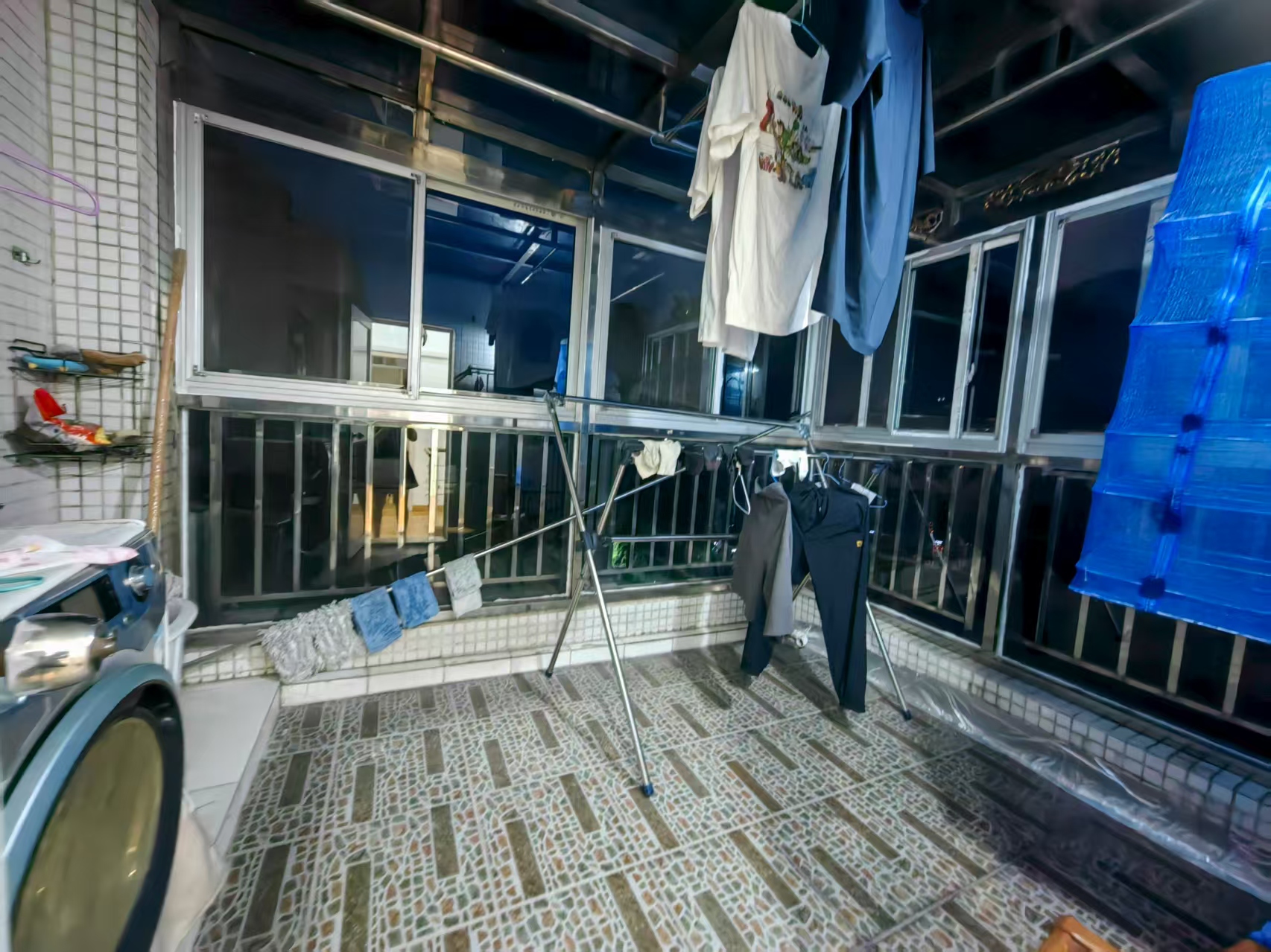 丽景雅苑  6室2厅2卫   99.80万室内图