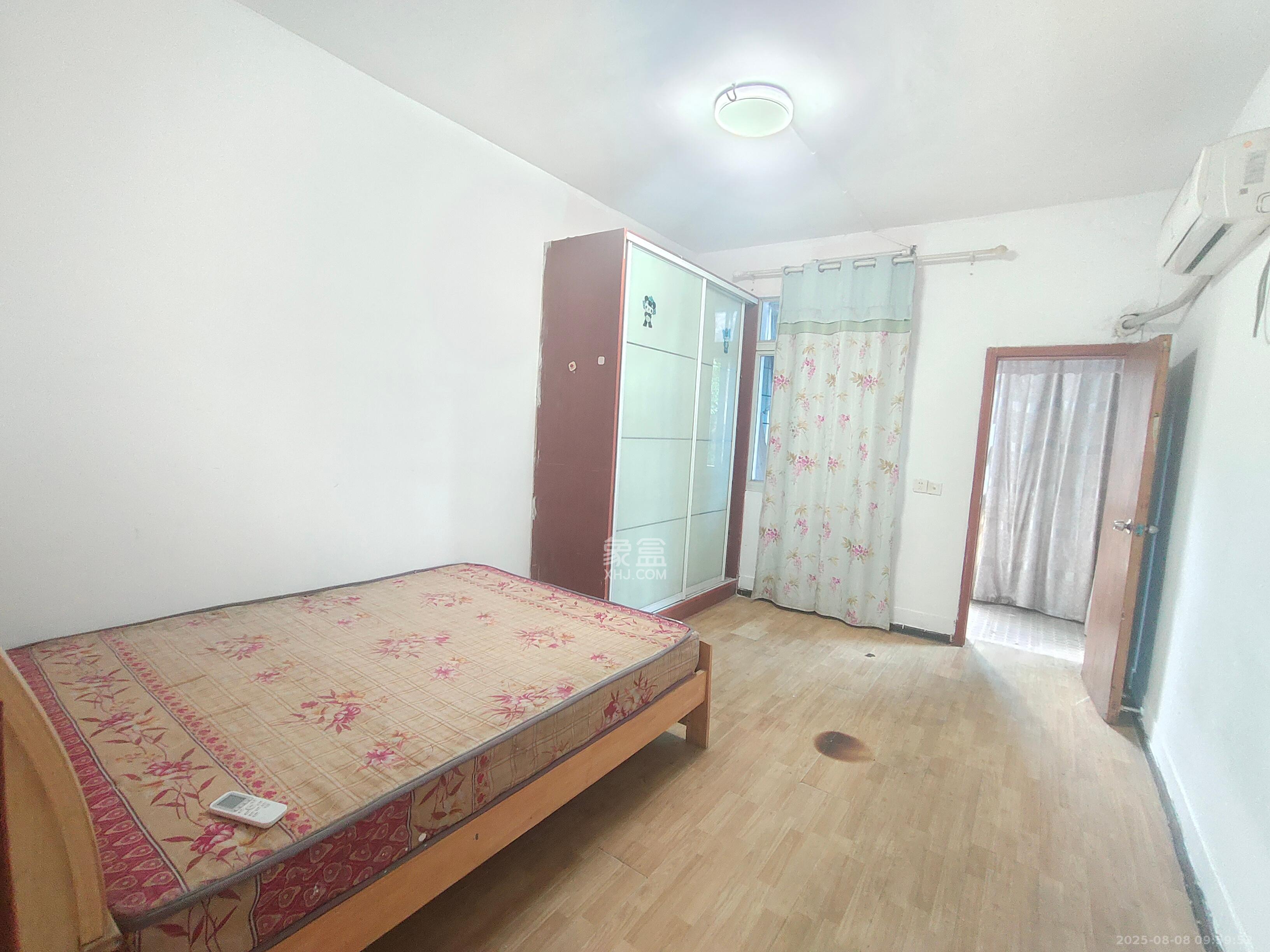 人民新村 3室1厅1卫 1800.0元/月 人民新村 3室1厅1卫 1800.0元/月室内图