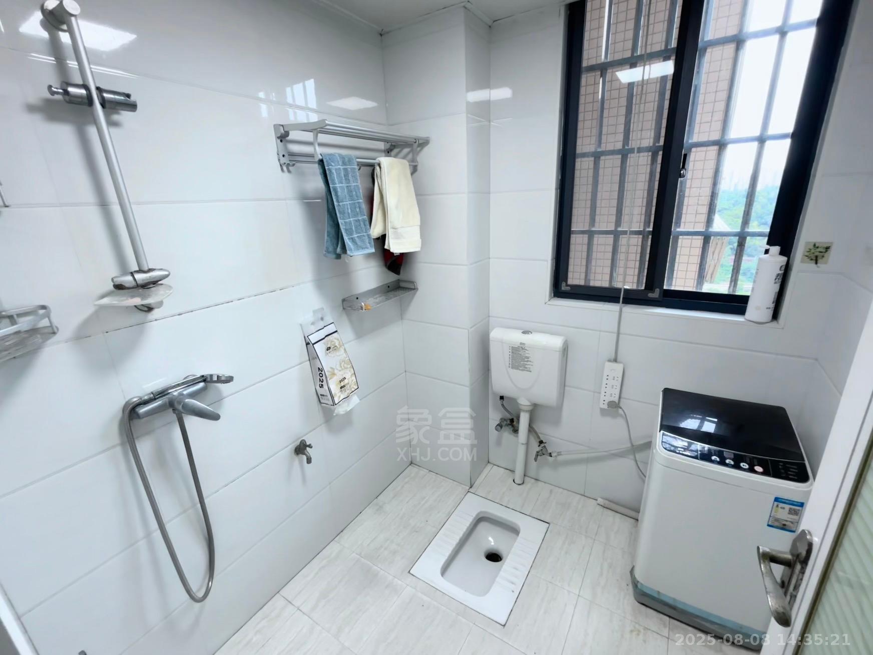 百江花园 2室2厅1卫 1300.00元/月 百江花园 2室2厅1卫 1300.00元/月室内图