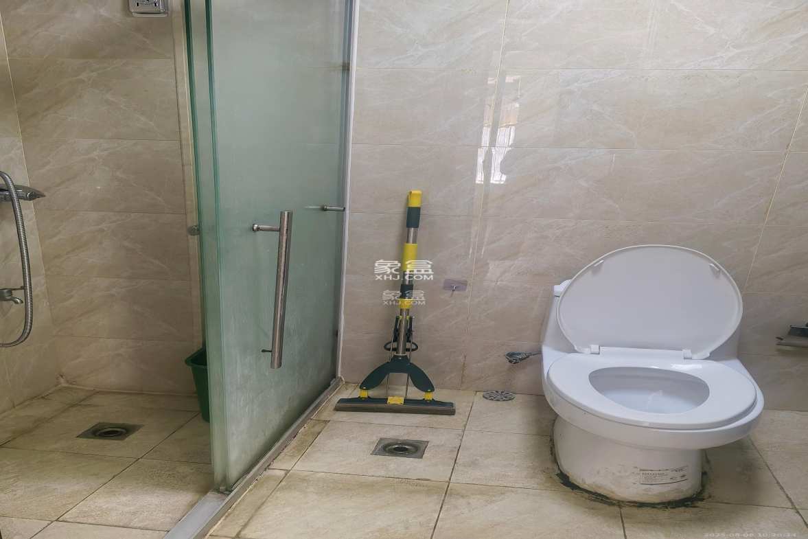 佳天瑞宁花园 2室1厅1卫 2400.0元/月 佳天瑞宁花园 2室1厅1卫 2400.0元/月室内图