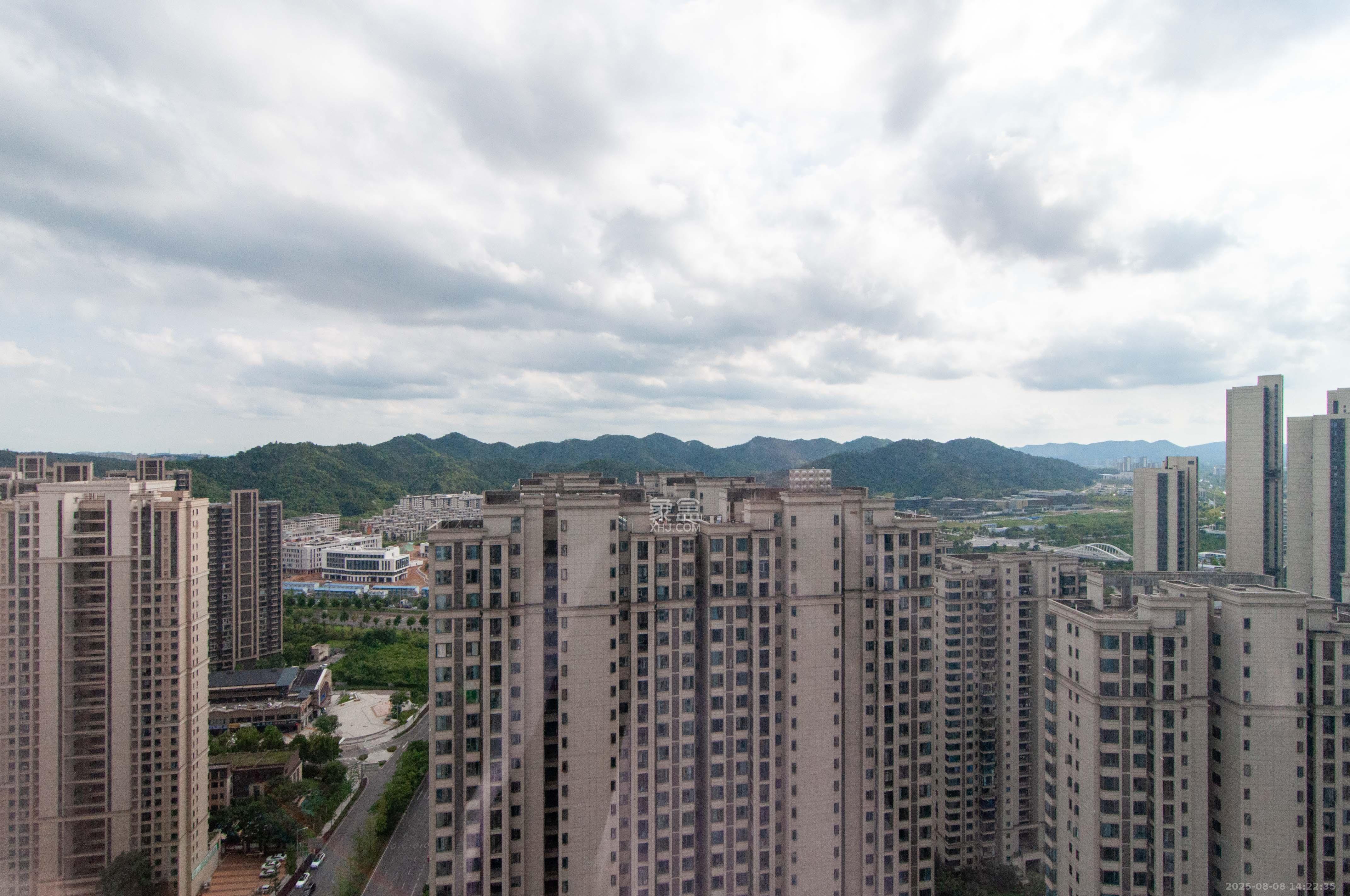 梅溪湖金茂湾  4室2厅2卫    168.0万 梅溪湖金茂湾  4室2厅2卫    168.0万其他