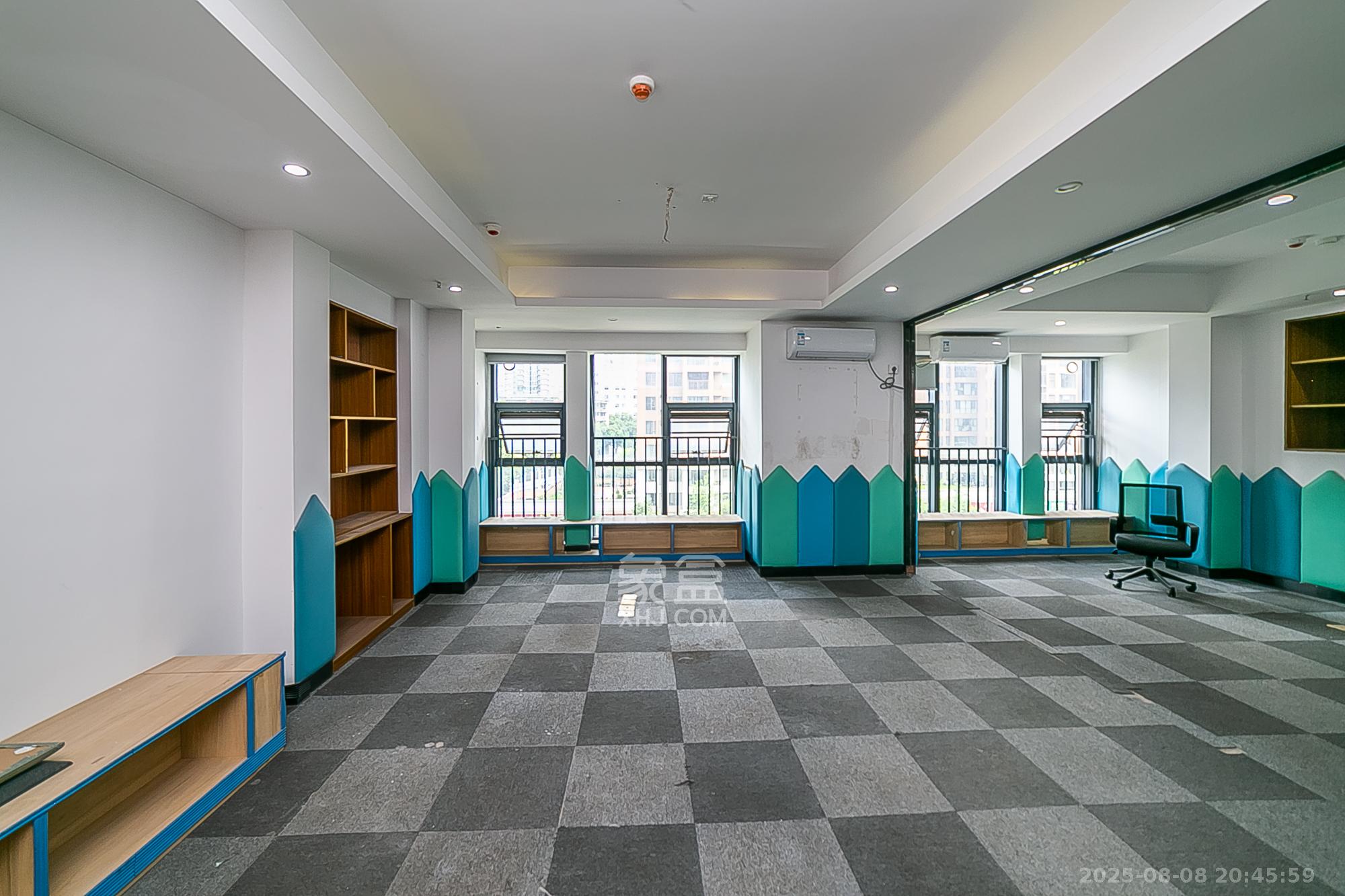 第六都(陆都小区) 1室1厅1卫 40.0万 第六都(陆都小区) 1室1厅1卫 40.0万卧室