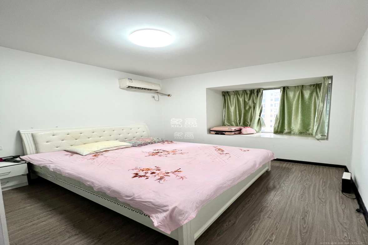 钱隆世家 3室2厅2卫 2100.0元/月 钱隆世家 3室2厅2卫 2100.0元/月室内图