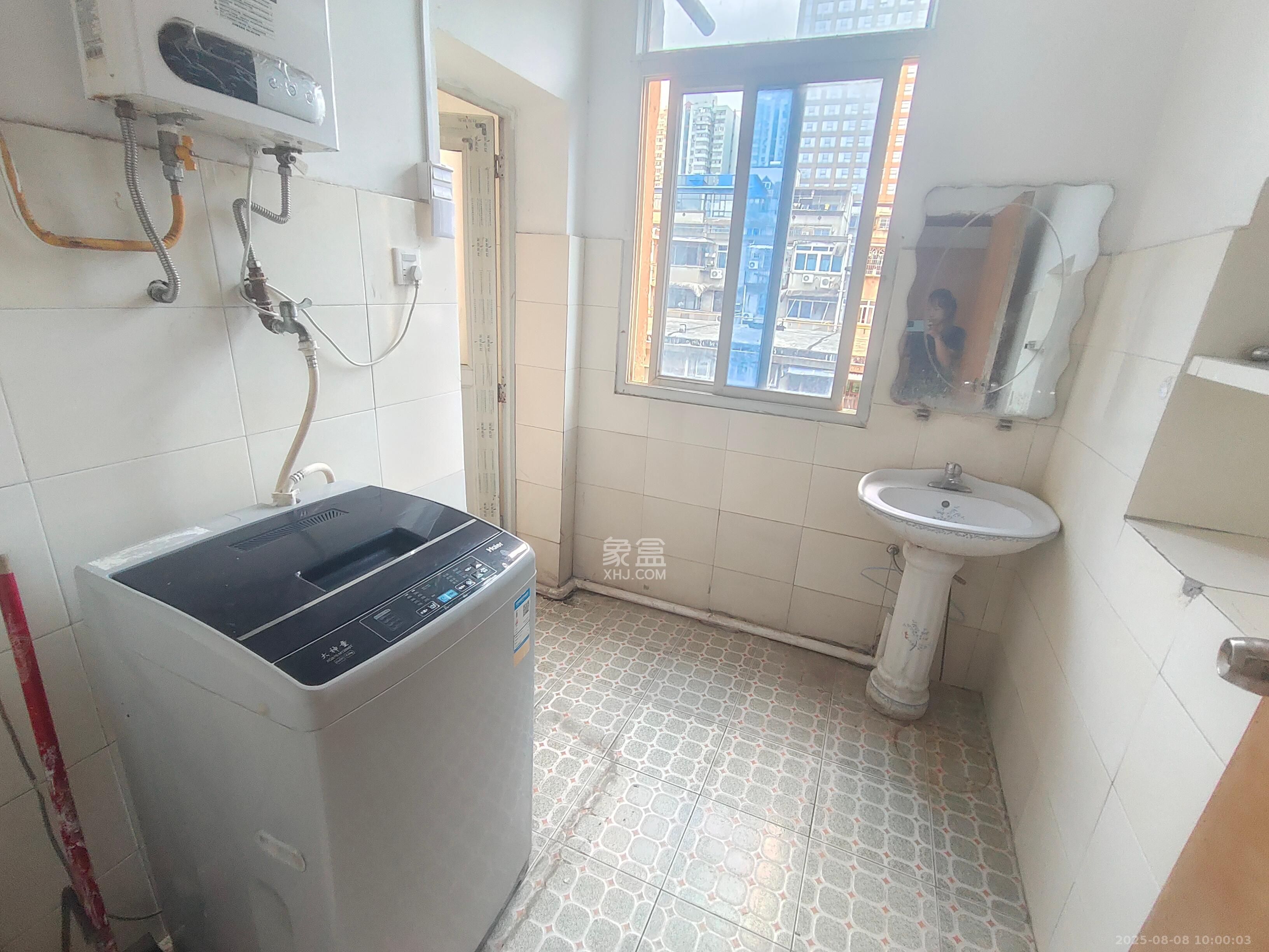 人民新村  3室1厅1卫    1800.0元/月室内图