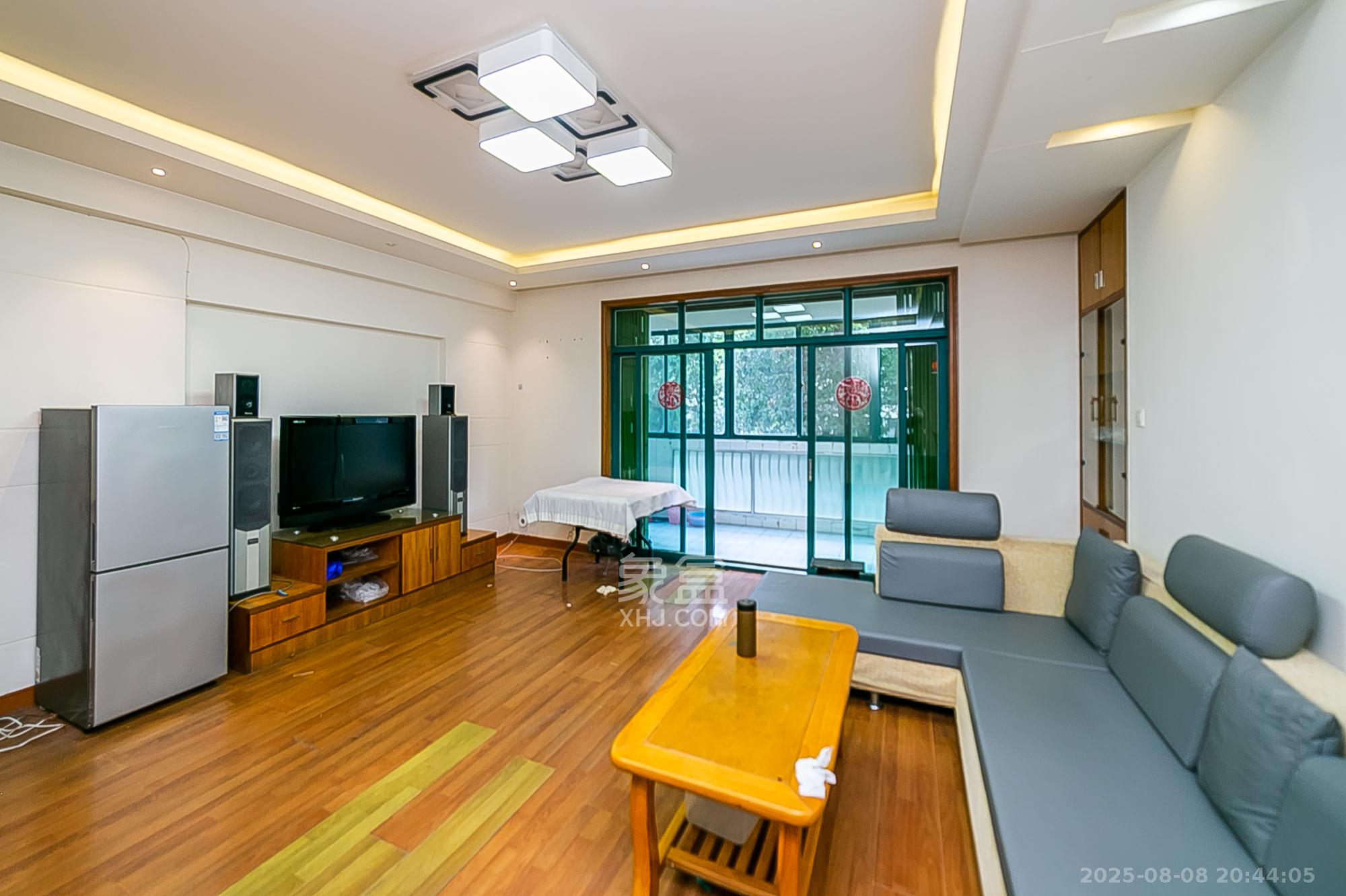 华盛家园  3室2厅2卫    96.0万 华盛家园  3室2厅2卫    96.0万客厅