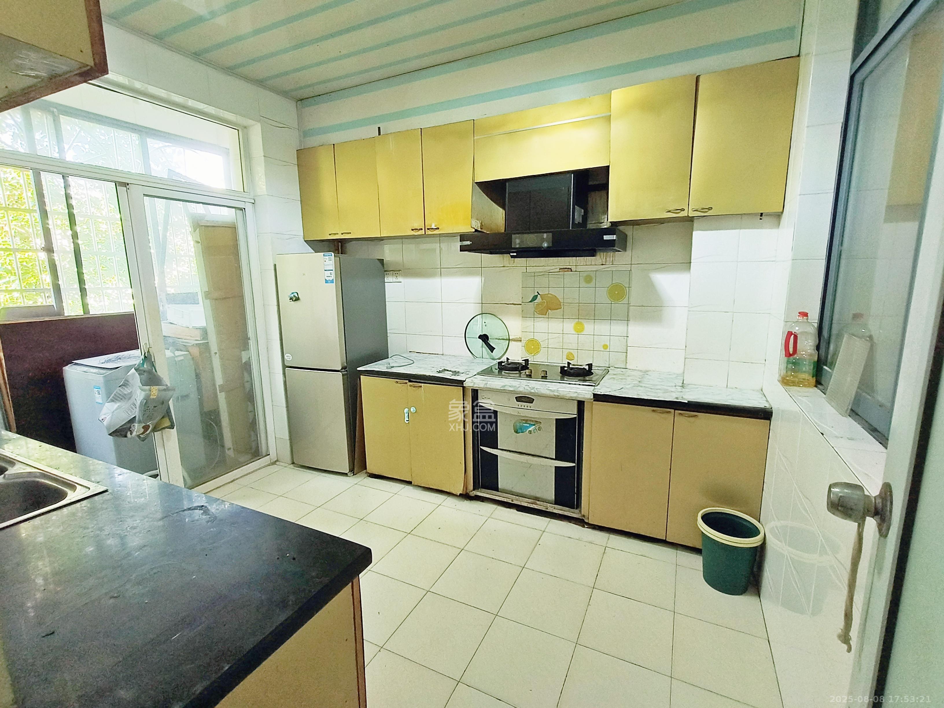 枫林绿洲  3室2厅1卫    2200.0元/月 枫林绿洲  3室2厅1卫    2200.0元/月室内图