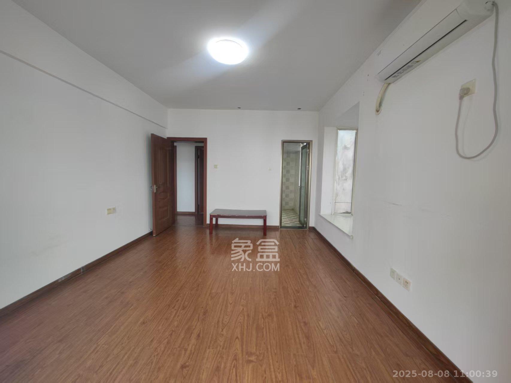 开源鑫阁 4室2厅1卫 2400.0元/月 开源鑫阁 4室2厅1卫 2400.0元/月室内图