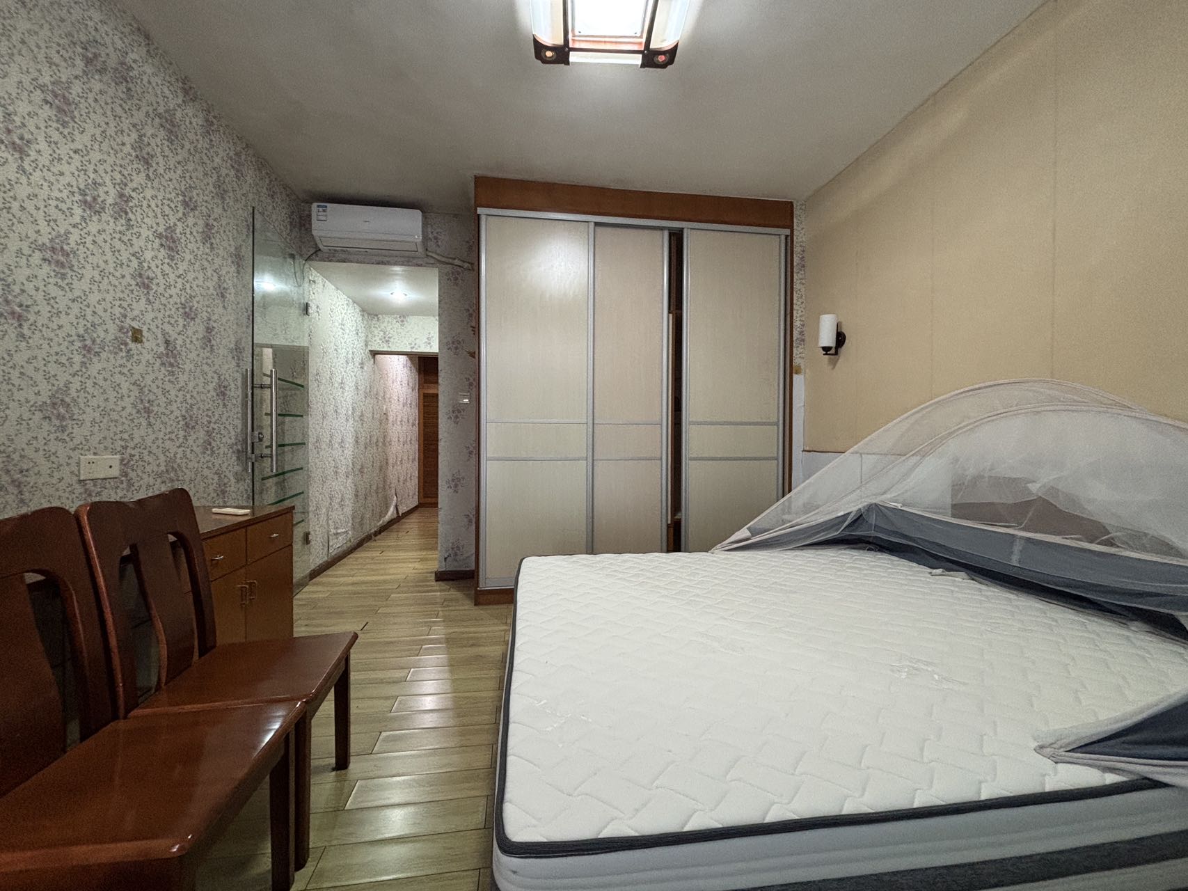 海岸壹号 1室1厅1卫 2500.0元/月 海岸壹号 1室1厅1卫 2500.0元/月室内图