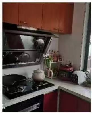 精锐华府(精锐华庭) 3室2厅2卫 1680.0元/月 精锐华府(精锐华庭) 3室2厅2卫 1680.0元/月室内图