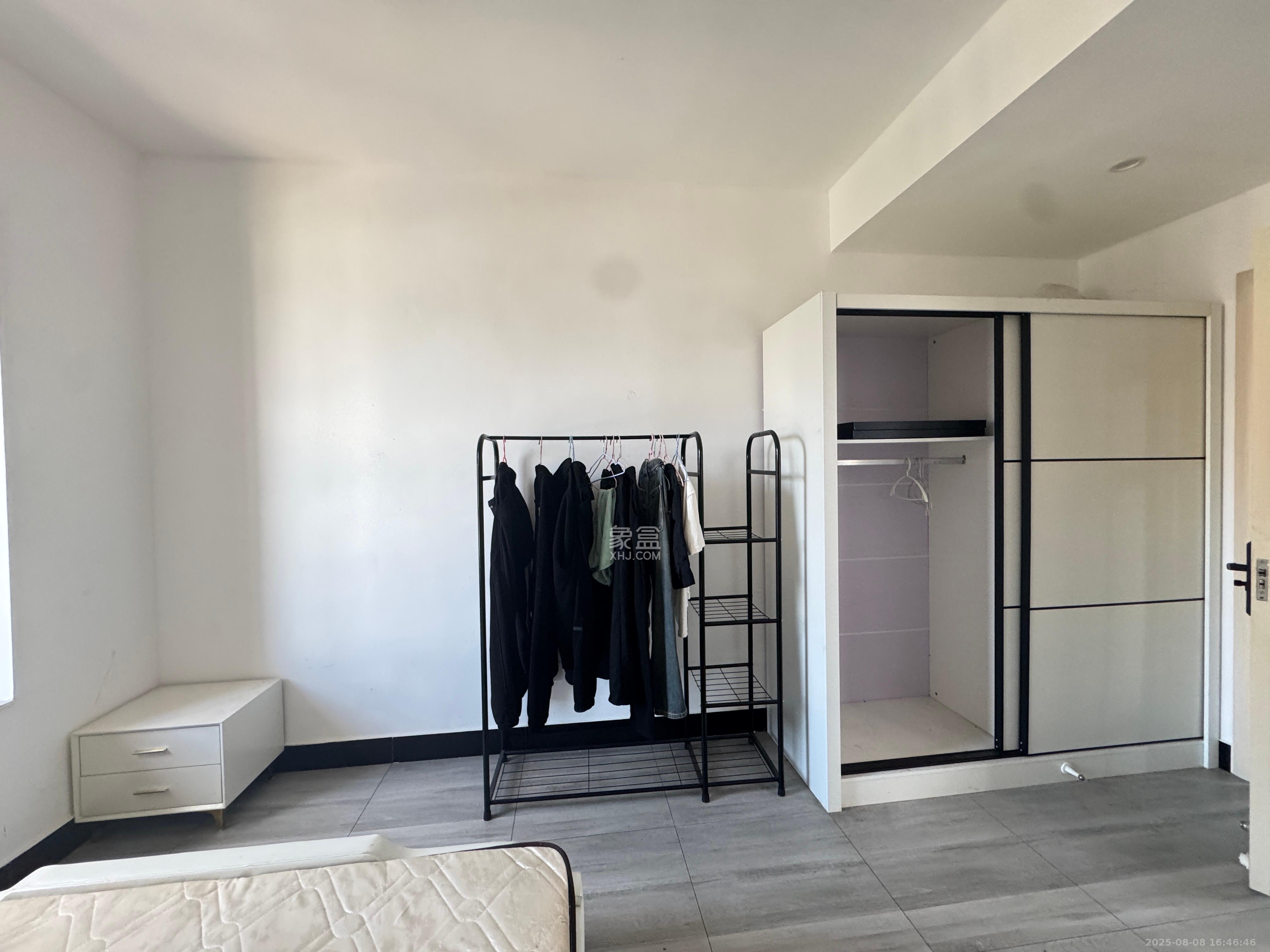 振业城三期  4室2厅2卫    3200.0元/月 振业城三期  4室2厅2卫    3200.0元/月室内图