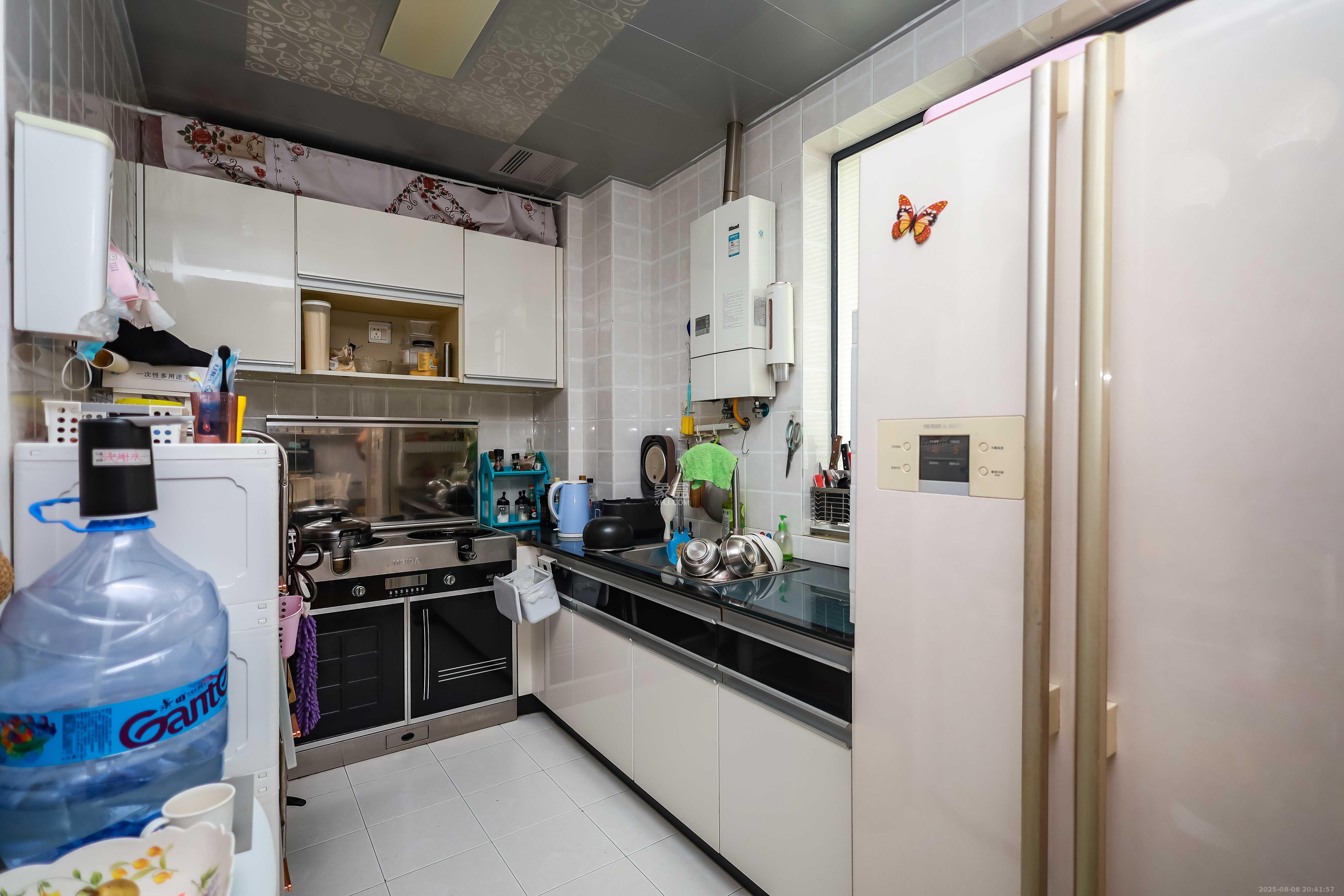 莱茵城 3室2厅1卫 100.0万 莱茵城 3室2厅1卫 100.0万厨房