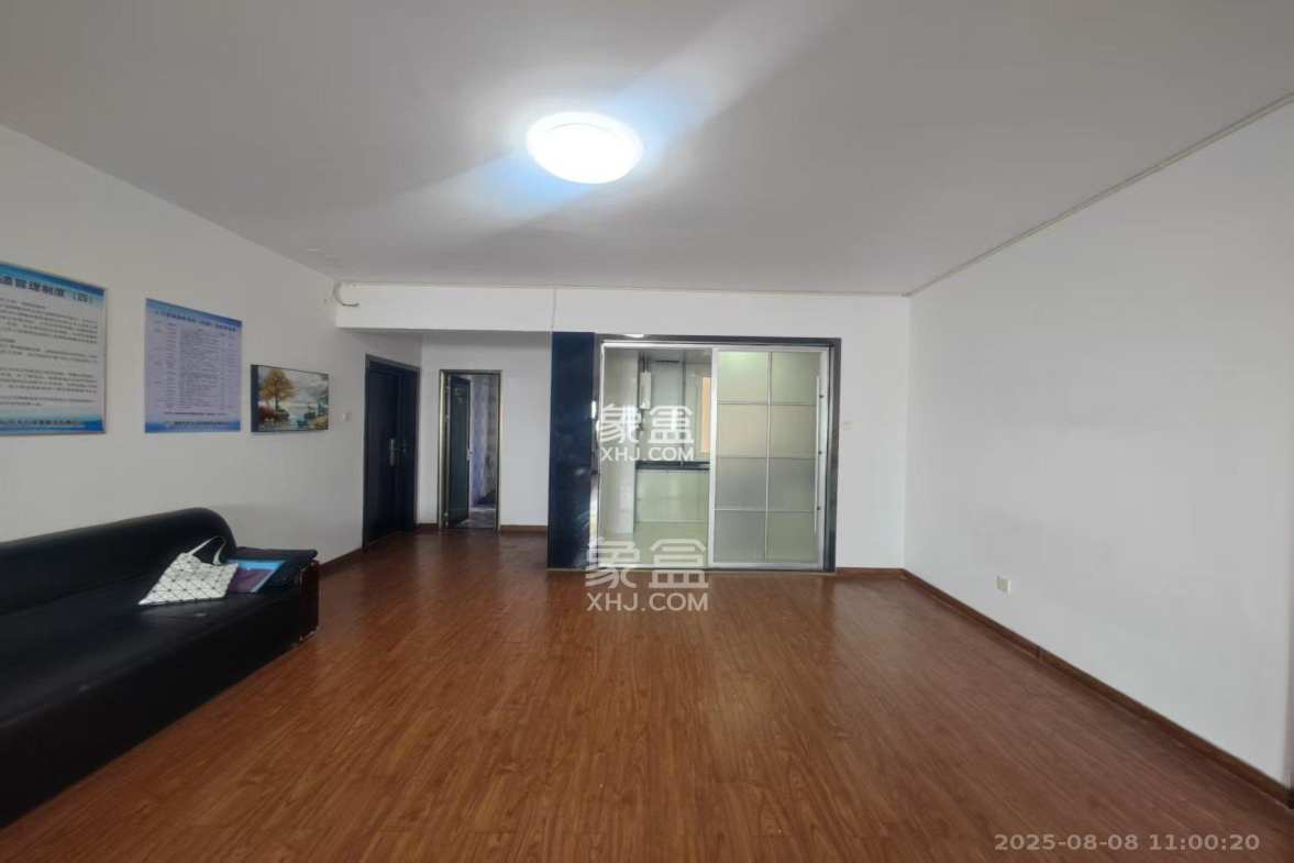 开源鑫阁 4室2厅1卫 2400.0元/月 开源鑫阁 4室2厅1卫 2400.0元/月室内图